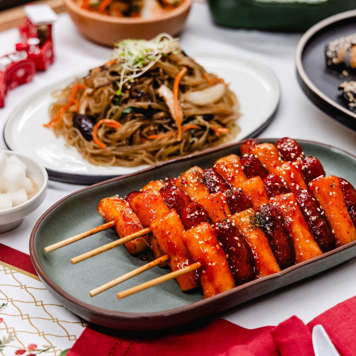 腸仔年糕串、韓式炒粉絲