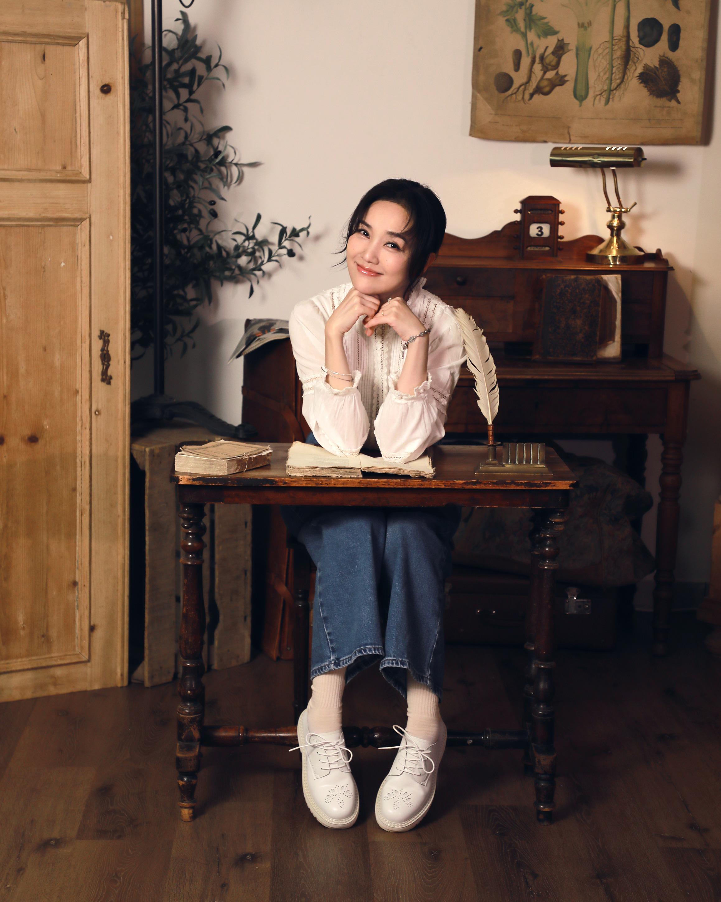 謝安琪自家品牌Kaytiquette再聯乘The Korner 「Kaytiquette 跟我走」系列 迎接出道20週年