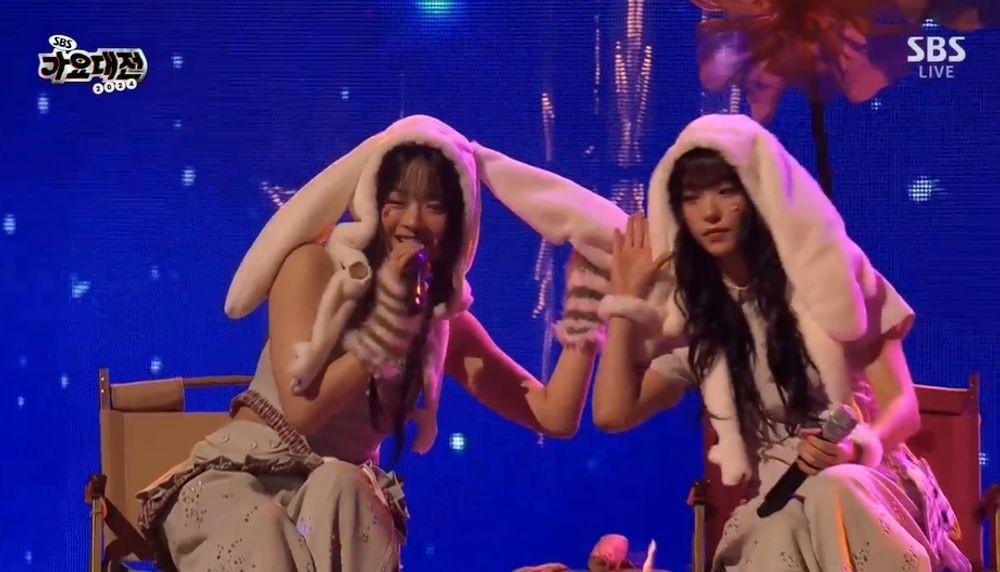 Hanni與Haerin仍然一貫開玩笑打鬧。