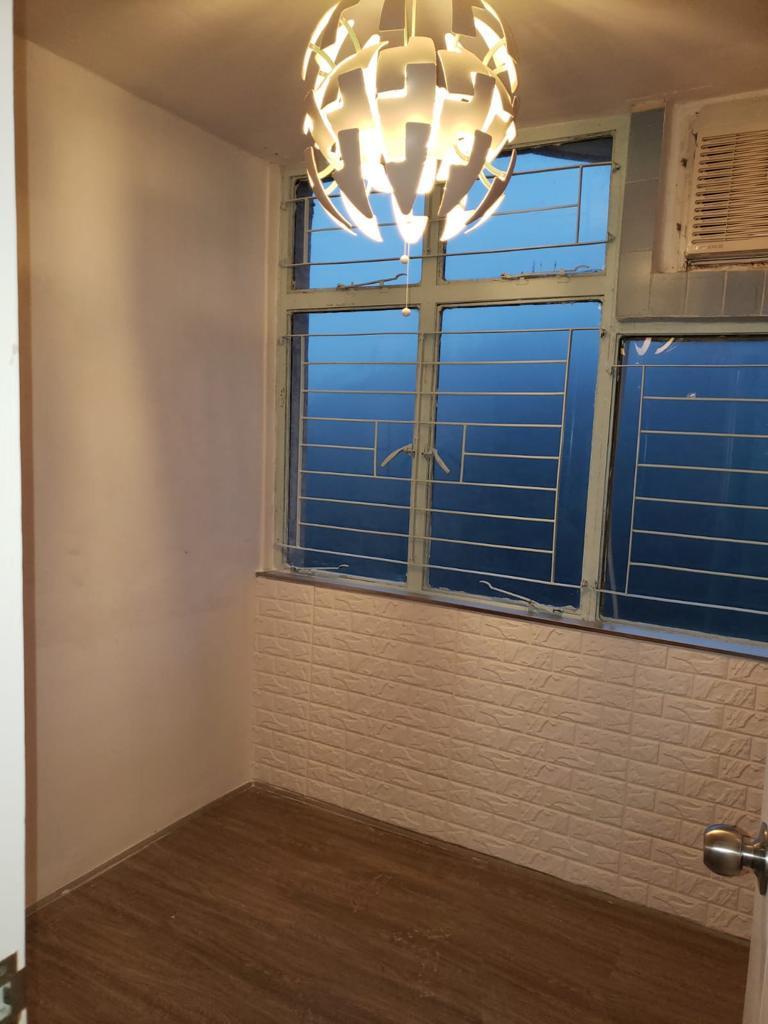 單位裝修企理,景觀主要望山景。(代理提供)