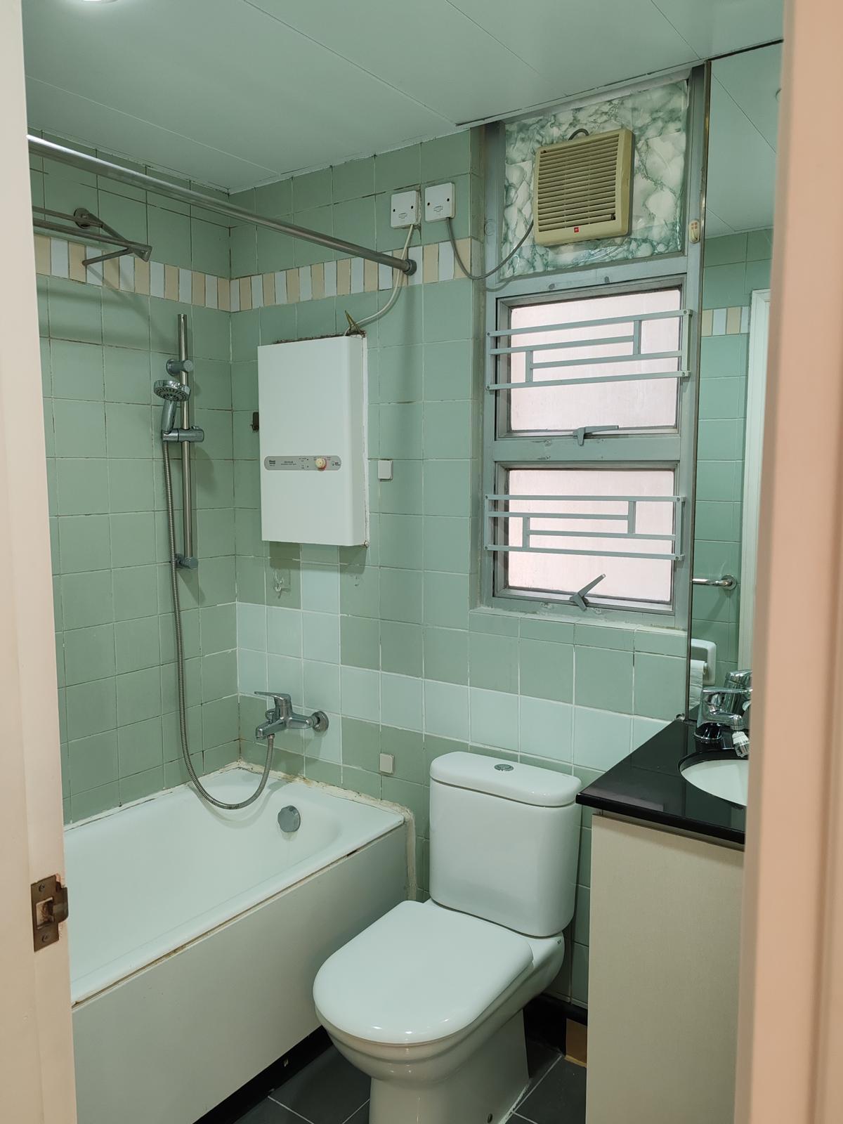 單位為三房連套房間隔,浴室裝修企理。(代理提供)