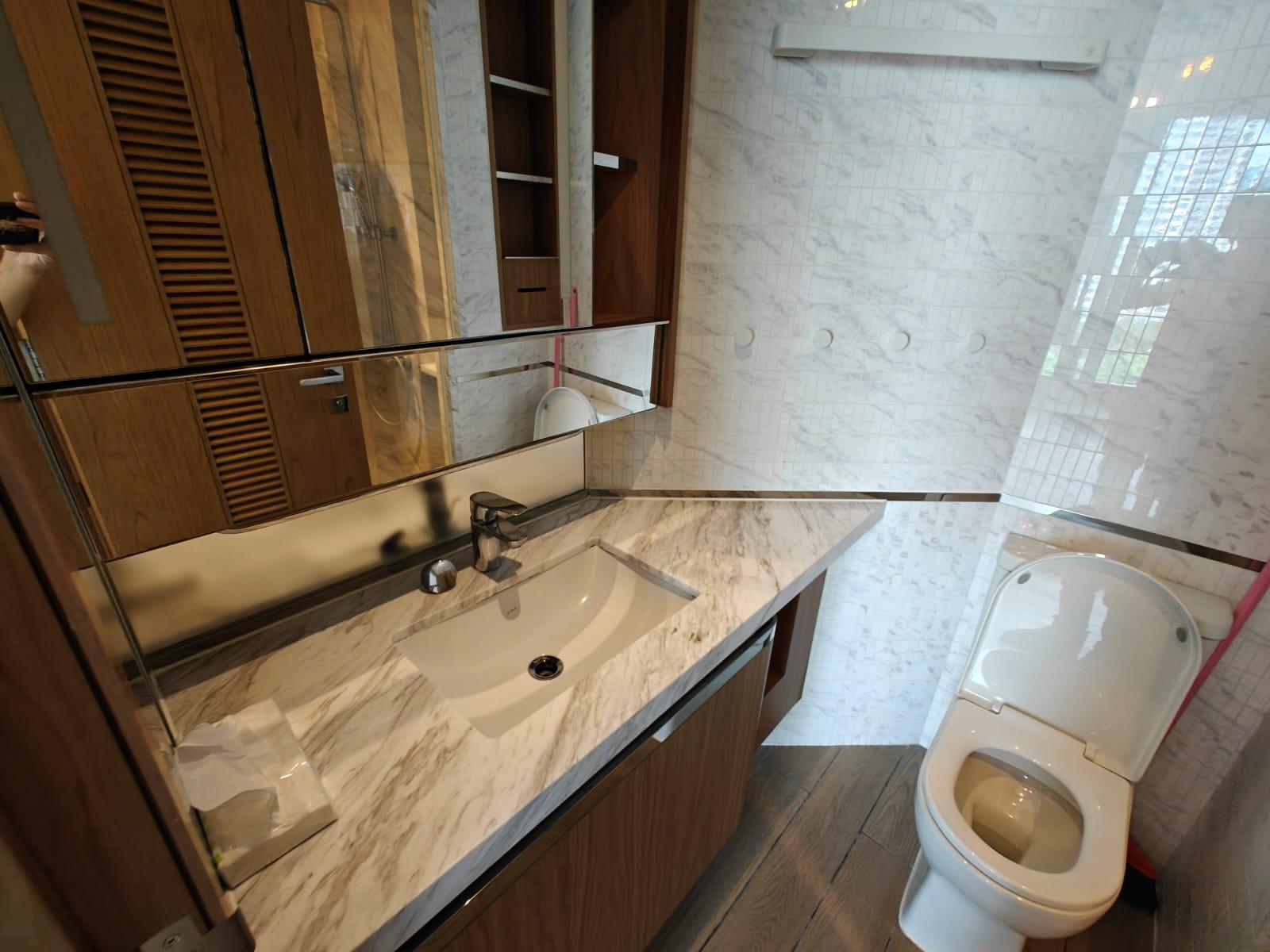 單位浴室裝修為原裝設計,新淨企理。(代理提供)