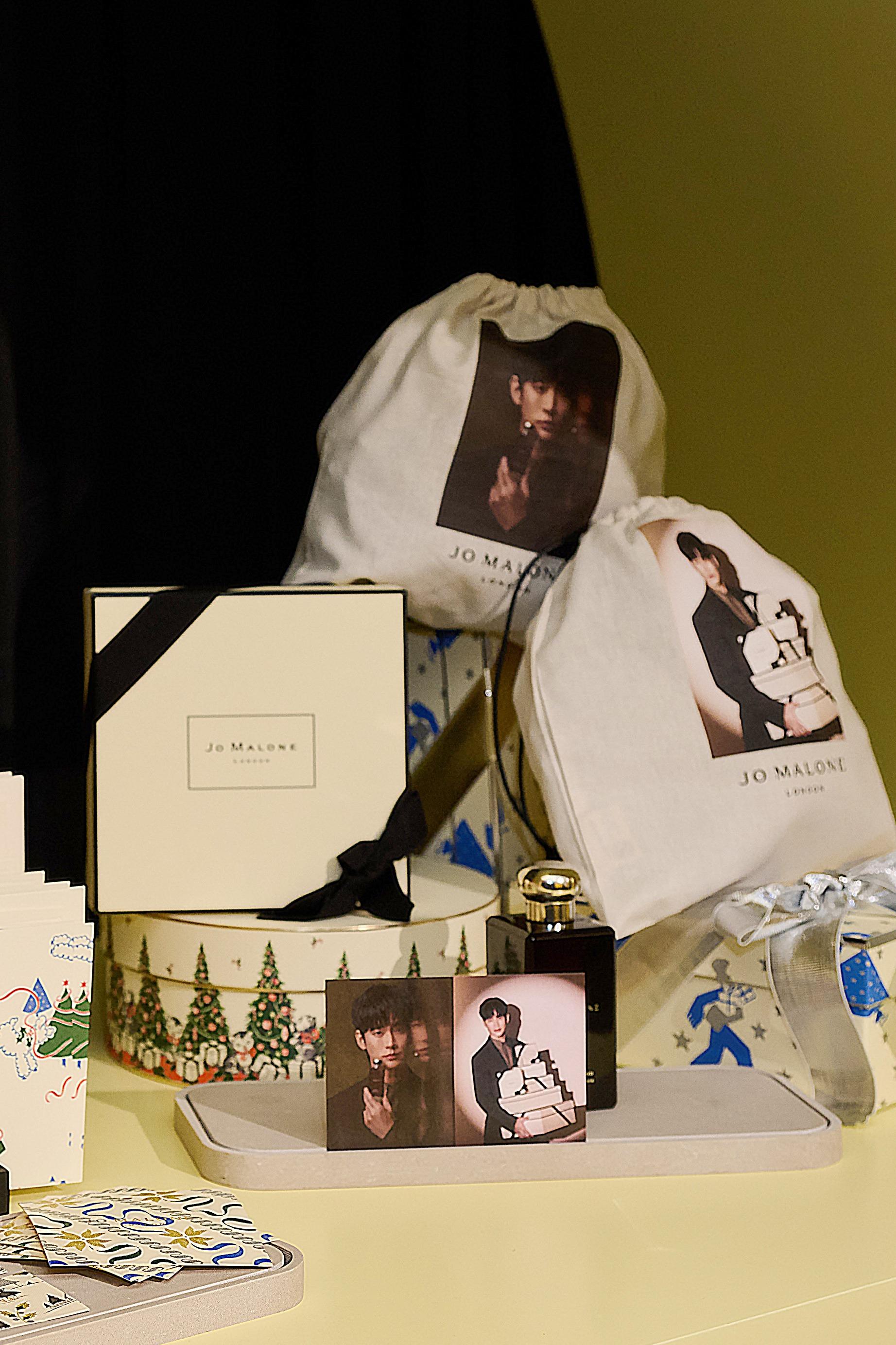 金秀賢專屬簽名照片索繩布袋。