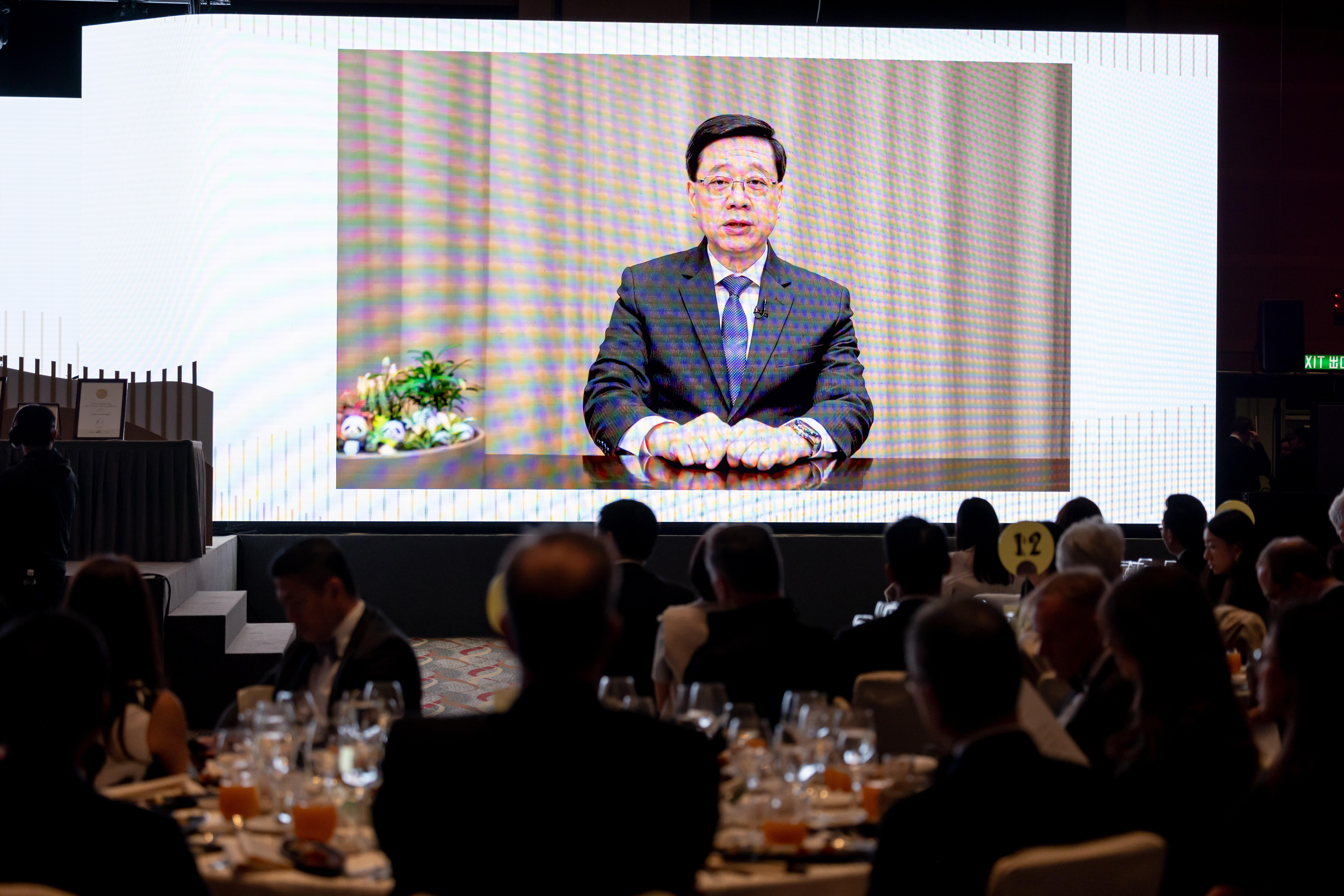 香港特別行政區行政長官李家超透過視像祝賀2024年一丹獎得獎者