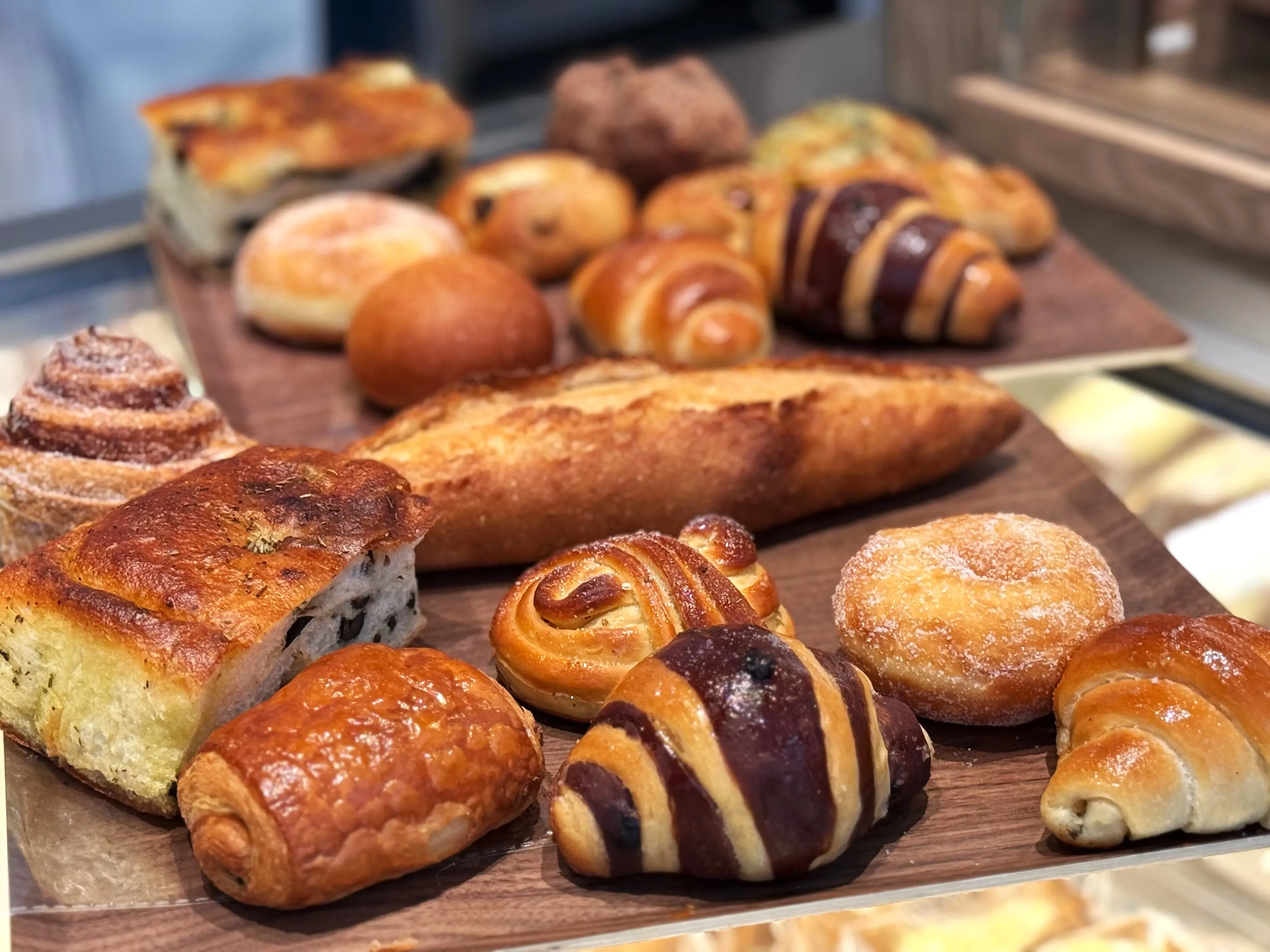 TruffleBAKERY在日本共有17家分店,遍布東京、大阪、北海道和名古屋等地,其招牌出品為白松露鹽包。(資料圖片)