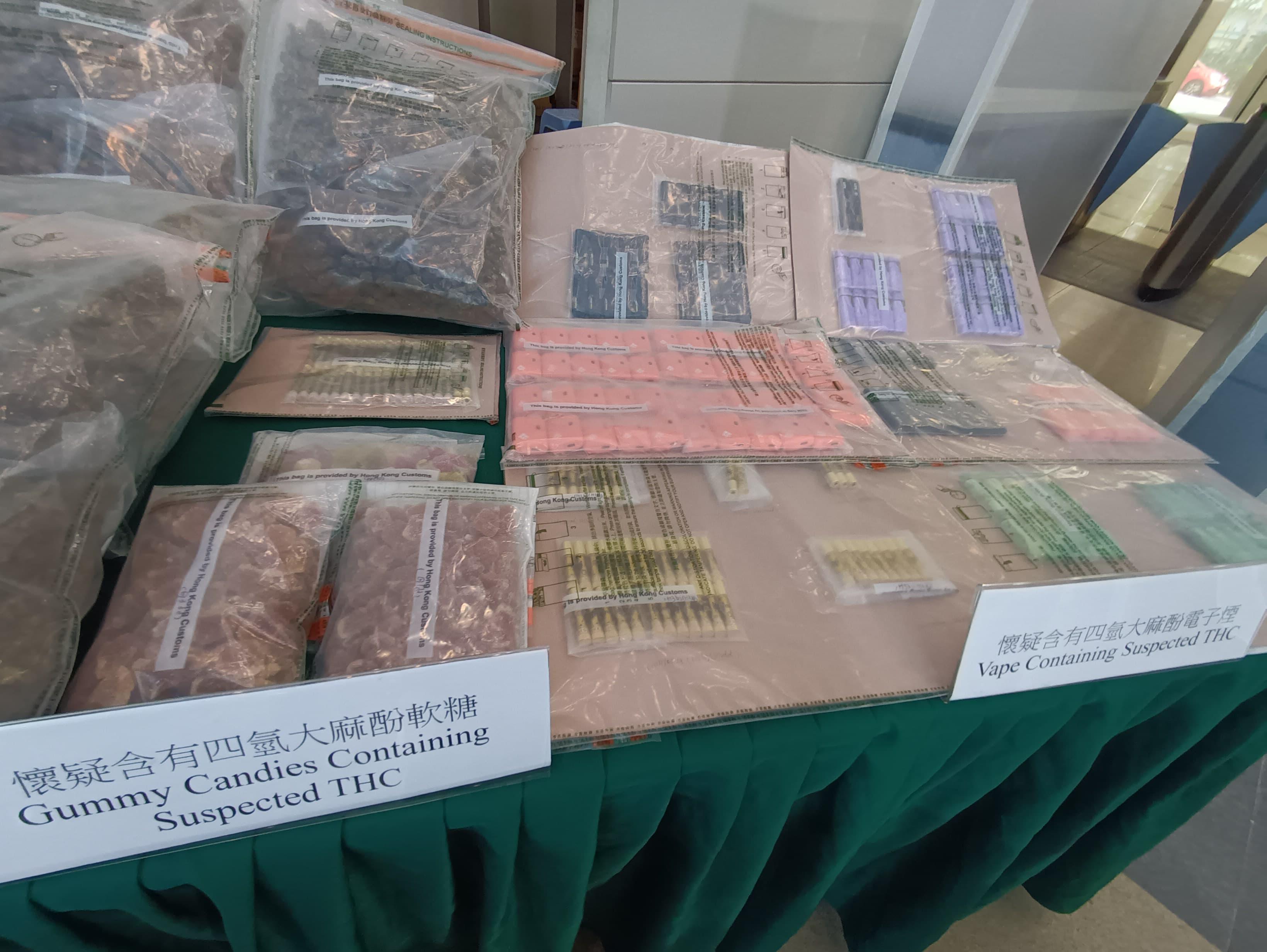 海關破航空販毒案及3毒品倉 檢1,500萬元毒品拘3人