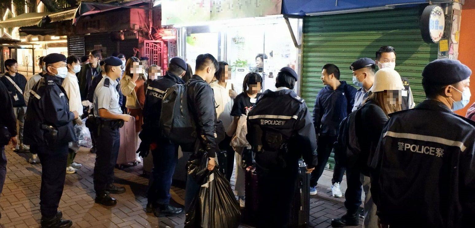 元朗掃黃4星期拘176人,年齡介乎16至70歲。