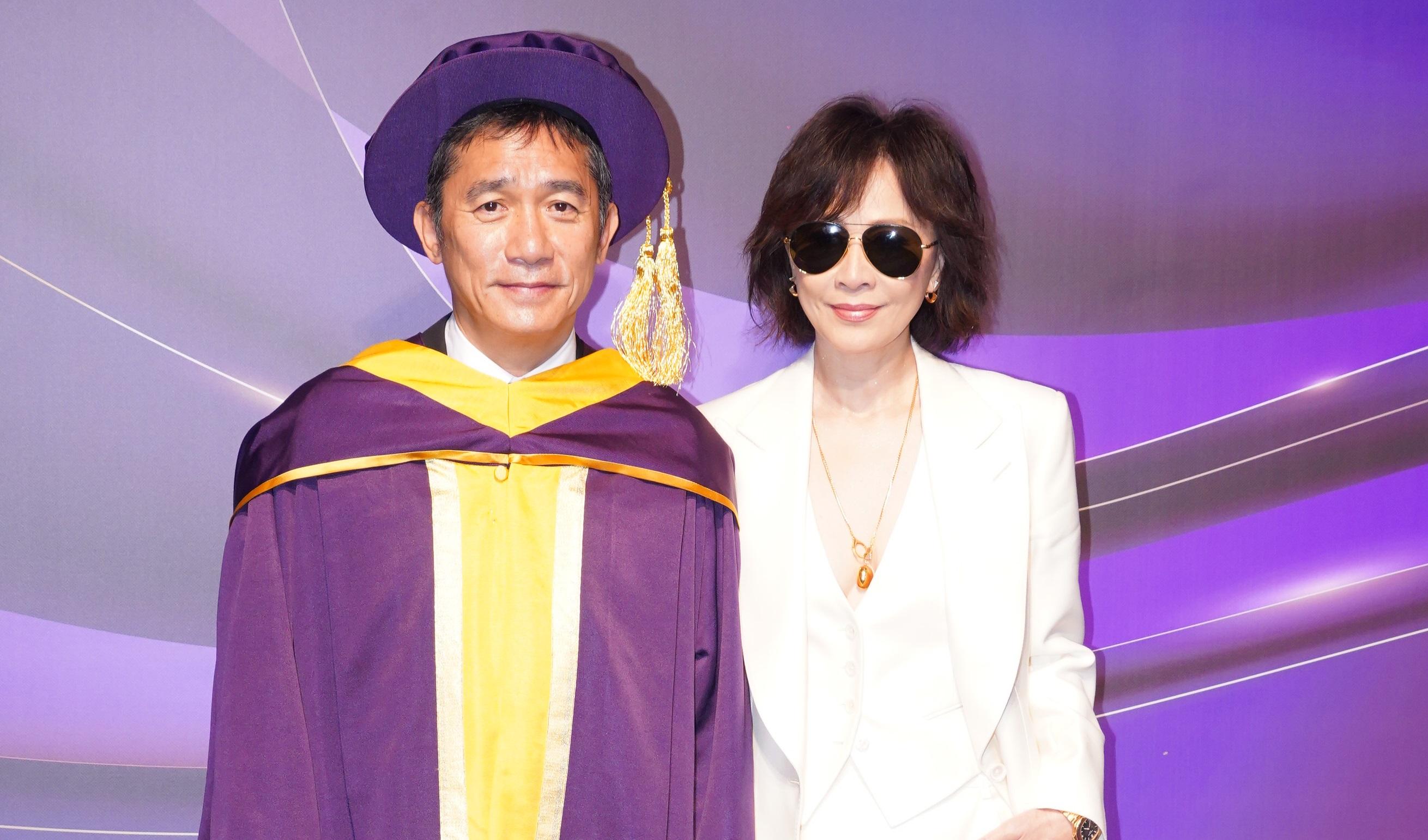 梁朝偉指劉嘉玲不會日語,所以不會安排她在自己的監製作品出現。