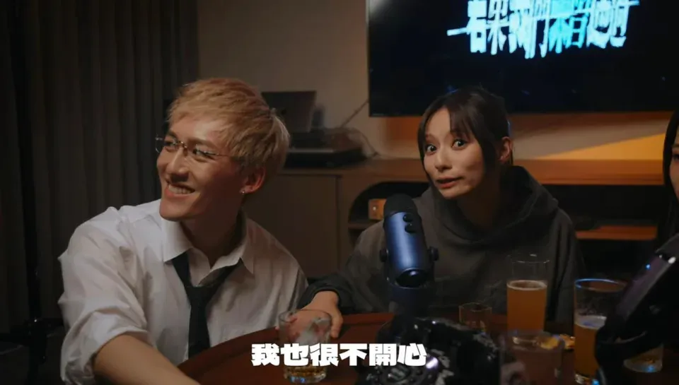 kayan9896在節目中的對答,令人聯想起試當真。