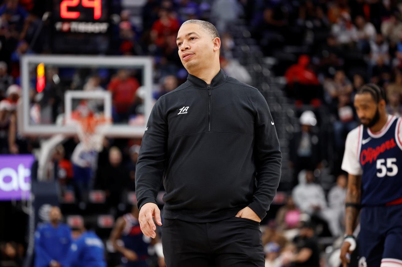 Lue教練希望利拿特(Kawhi Leonard)達到100%的狀態才上場,而不是70%或75%。