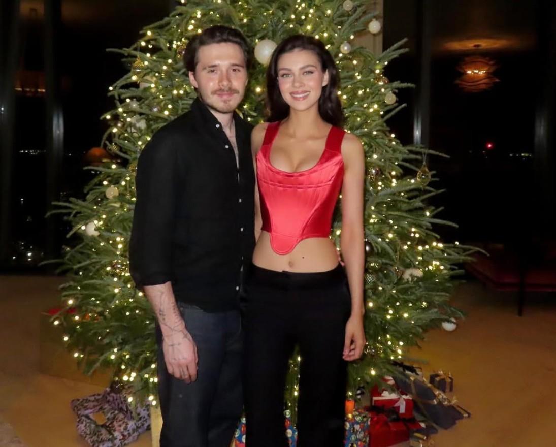 Brooklyn偕愛妻妮歌拉佩斯恩愛合照。