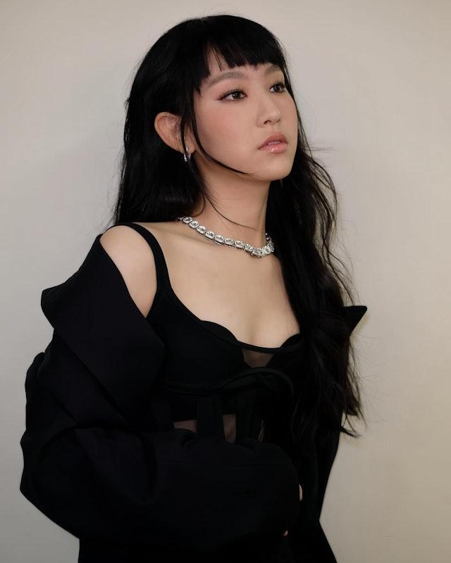 炎明熹的音樂特輯《戀上西沙》將於12月21日播出。