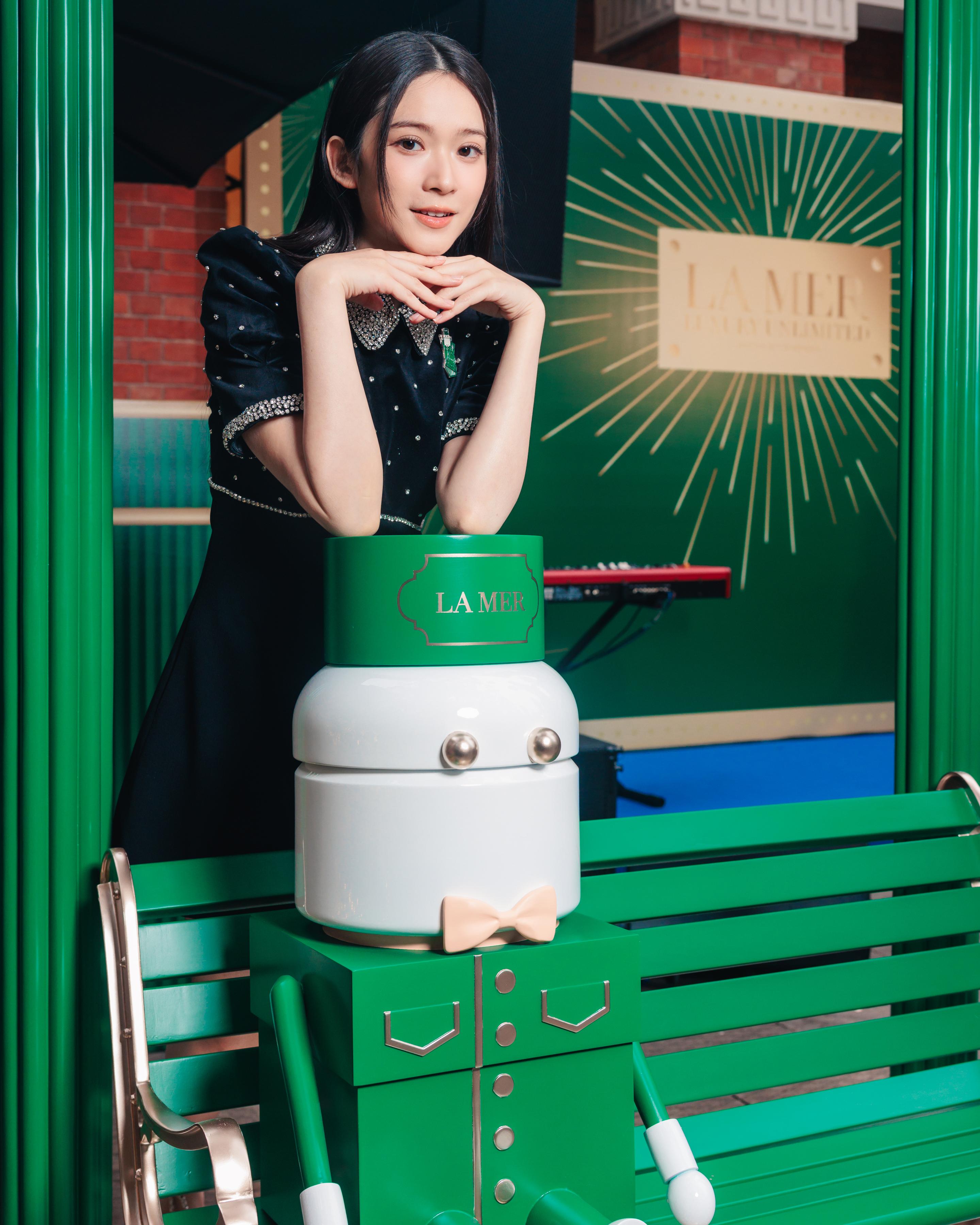 雲浩影為活動獻唱,將節日氣氛推至高峰!