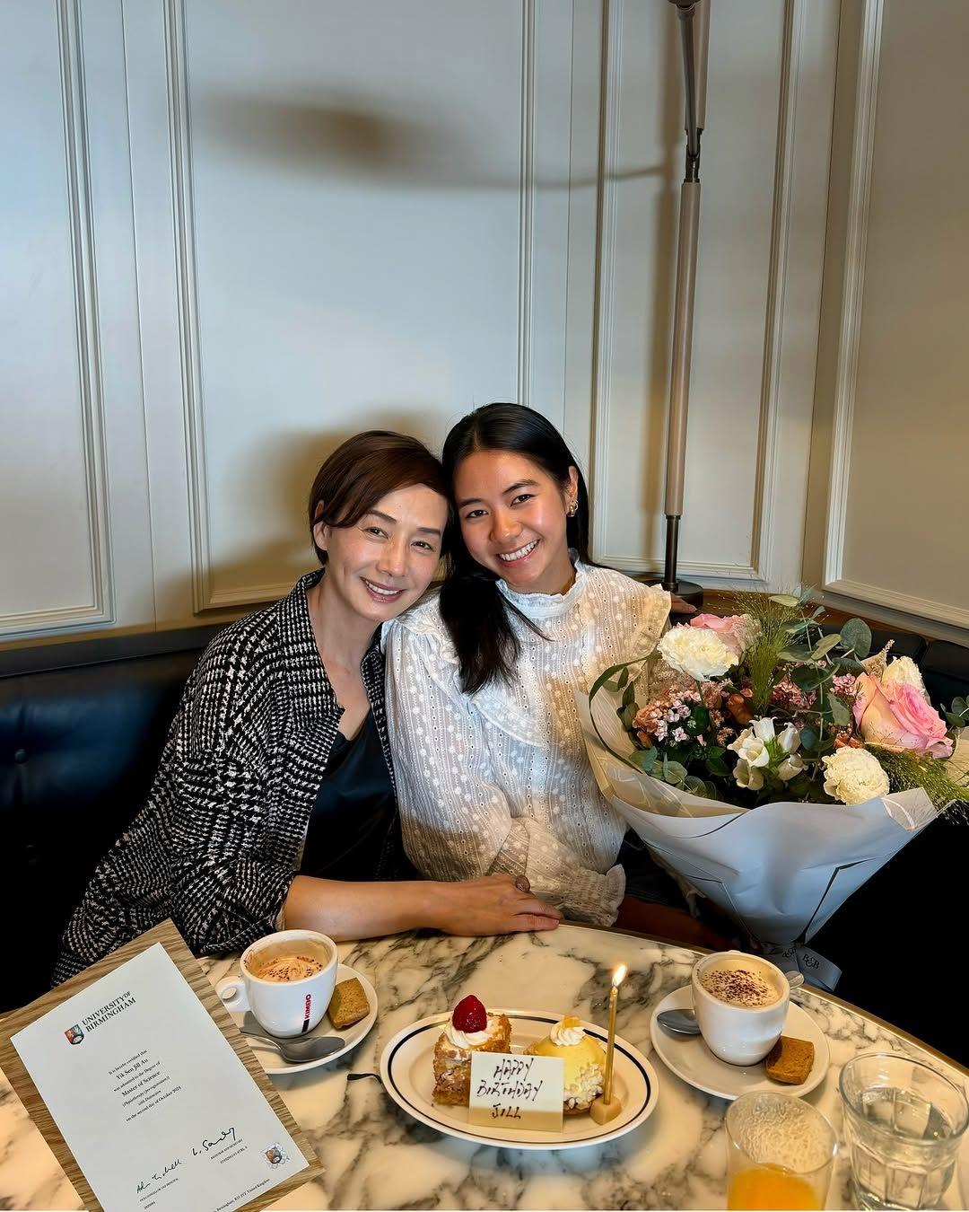 Mo姐早前就透露過,學校已通知她Jill碩士畢業。