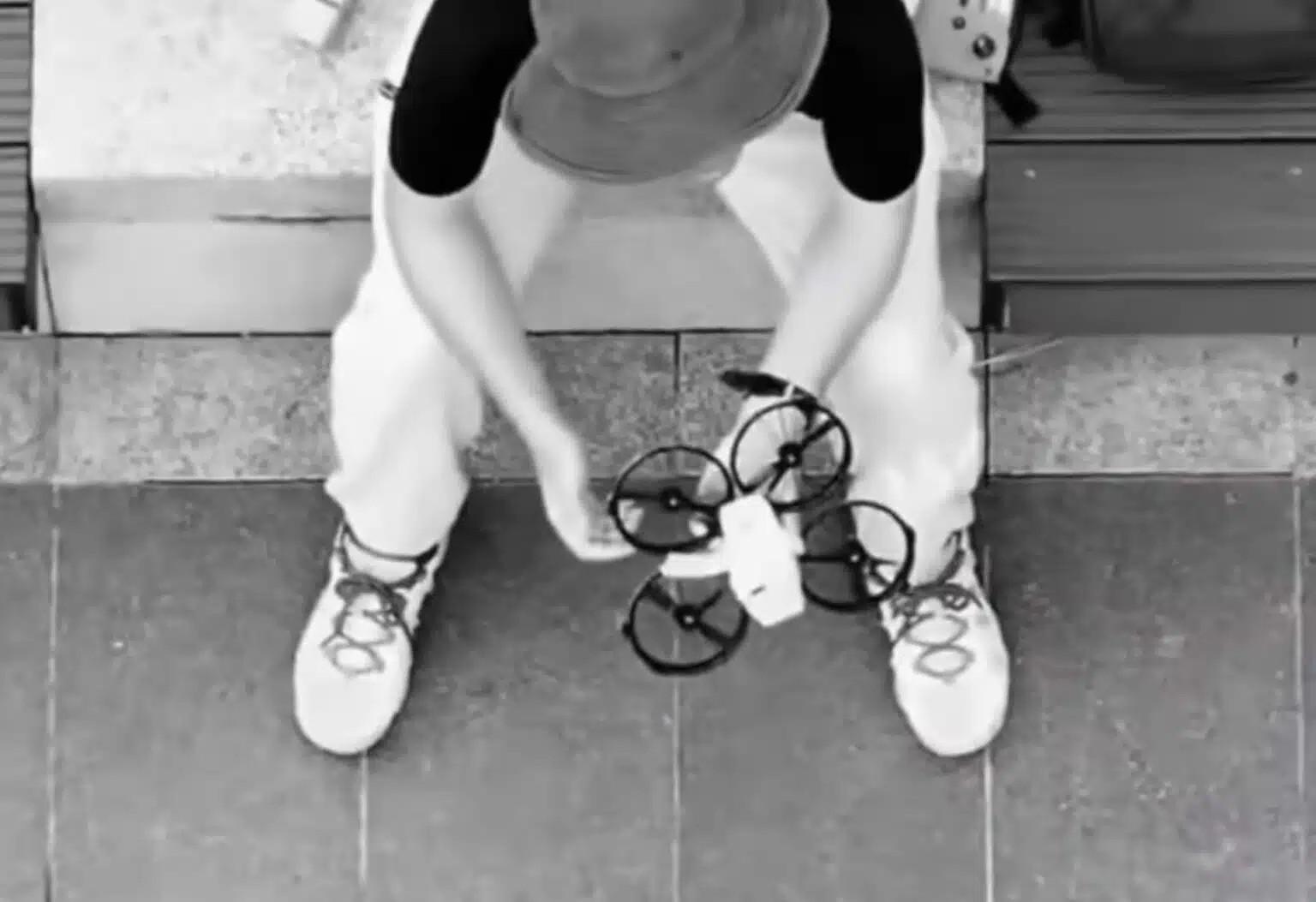 諜照中可見已有DJI Flip航拍機實物。(相片來源:Drone XL)