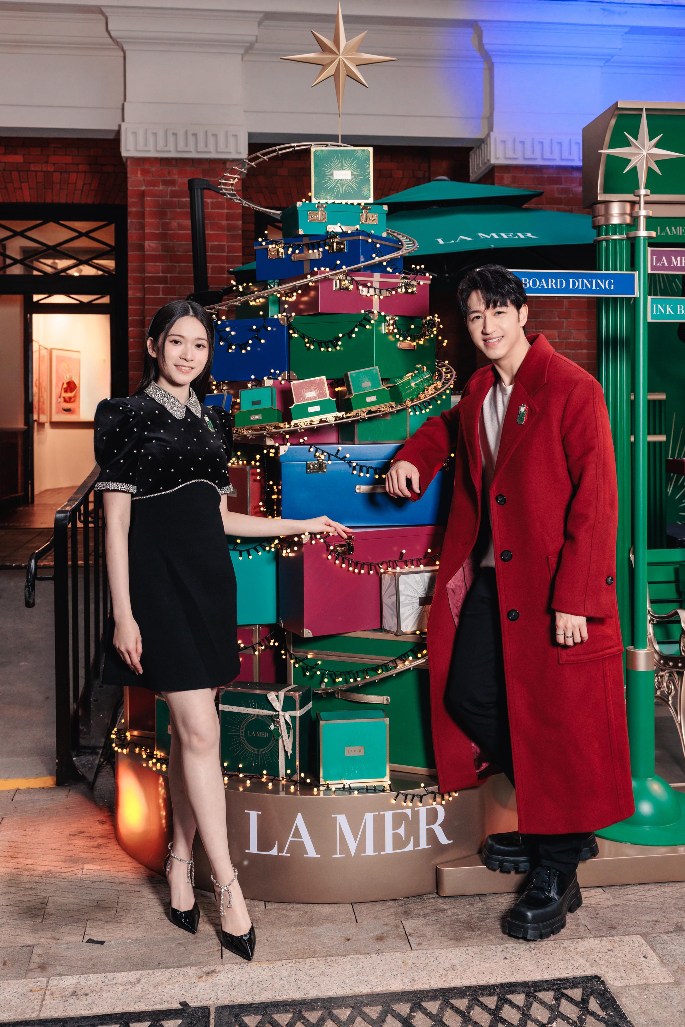 馮允謙、雲浩影孖住出席活動。