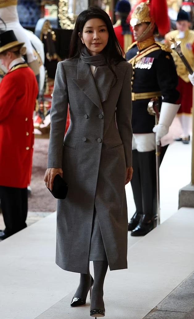 金建肴去年11月被揭發被一名牧師於2022年以隱閉攝錄機偷拍她收受價值約2,200美元(約17,125港元)Dior名牌手袋。(資料圖片)