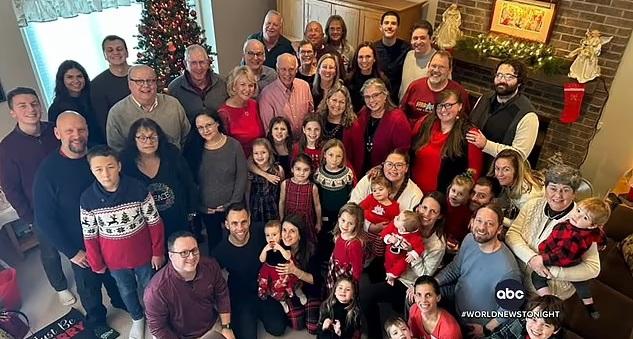 韓德紹大家庭聖誕聚會。(互聯網)