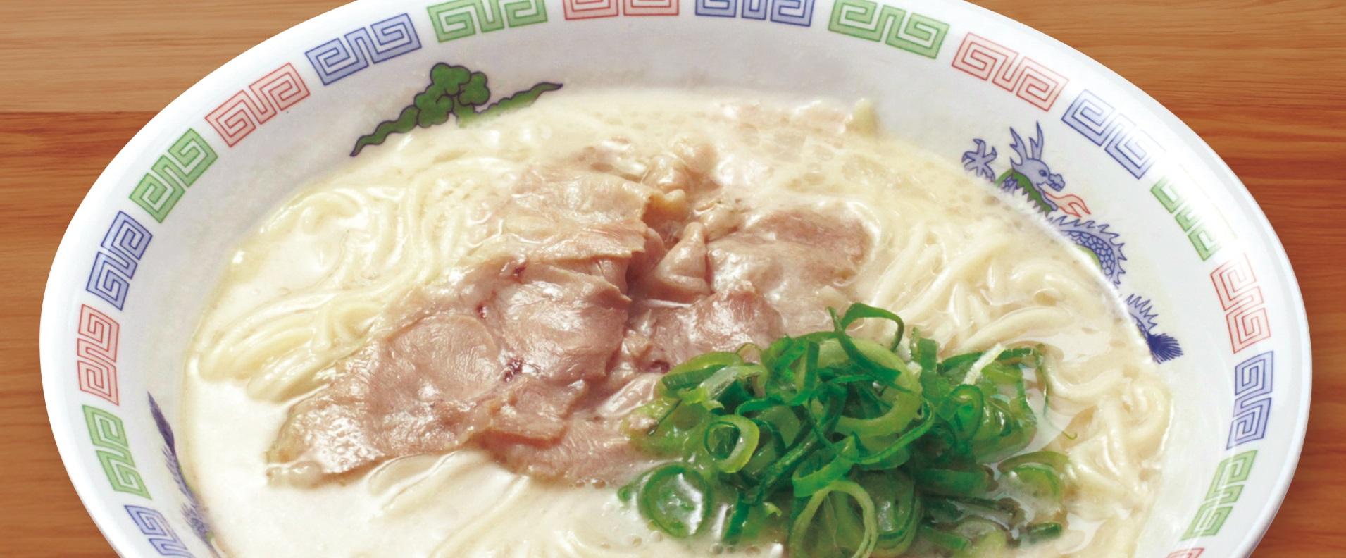 福岡「博多拉麵はかたや」一碗拉麵多年來堅持只賣290日圓。(互聯網)