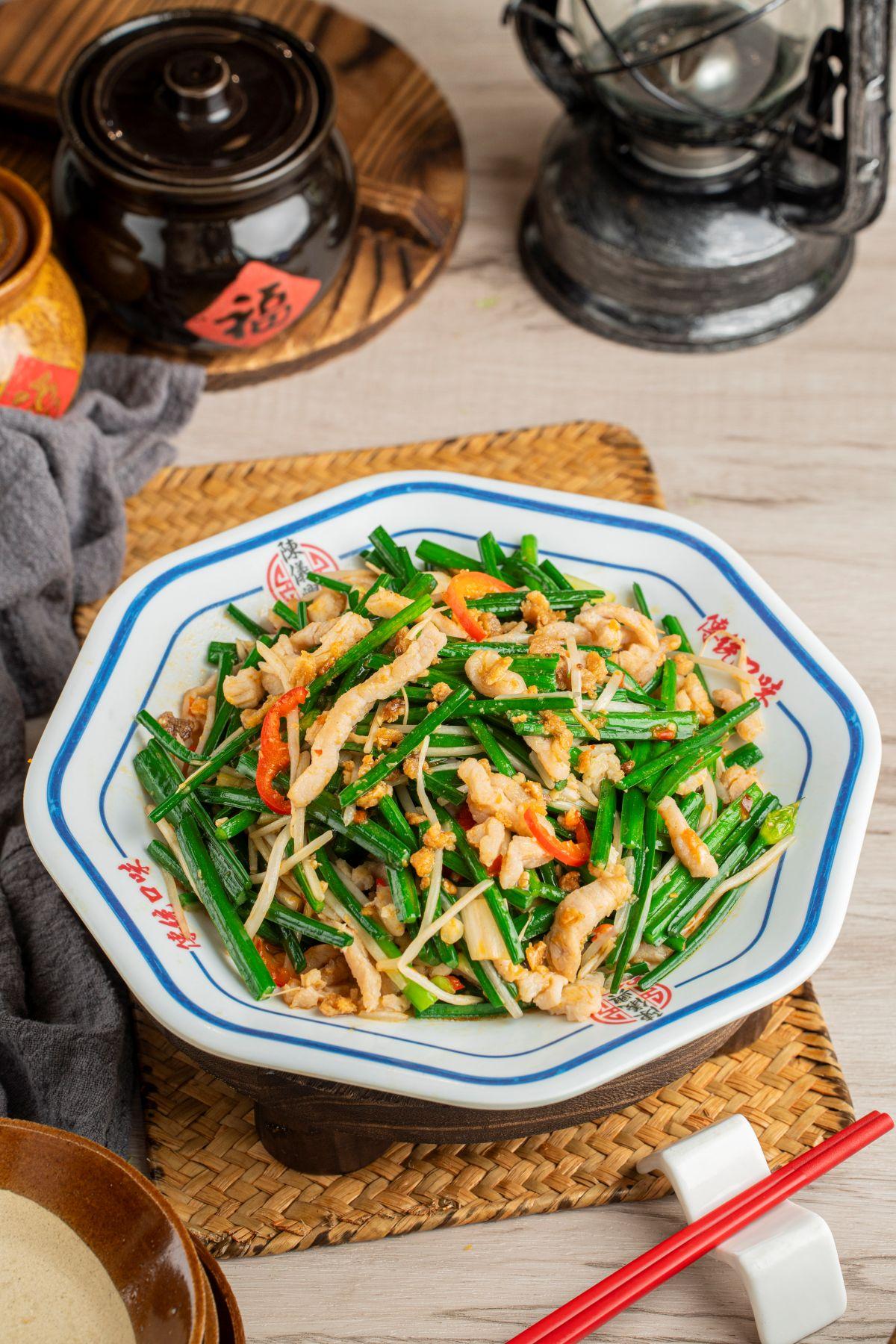 鹹⿂主題菜式:⼀舉兩得(鹹⿂⾁絲⾲菜花)$98