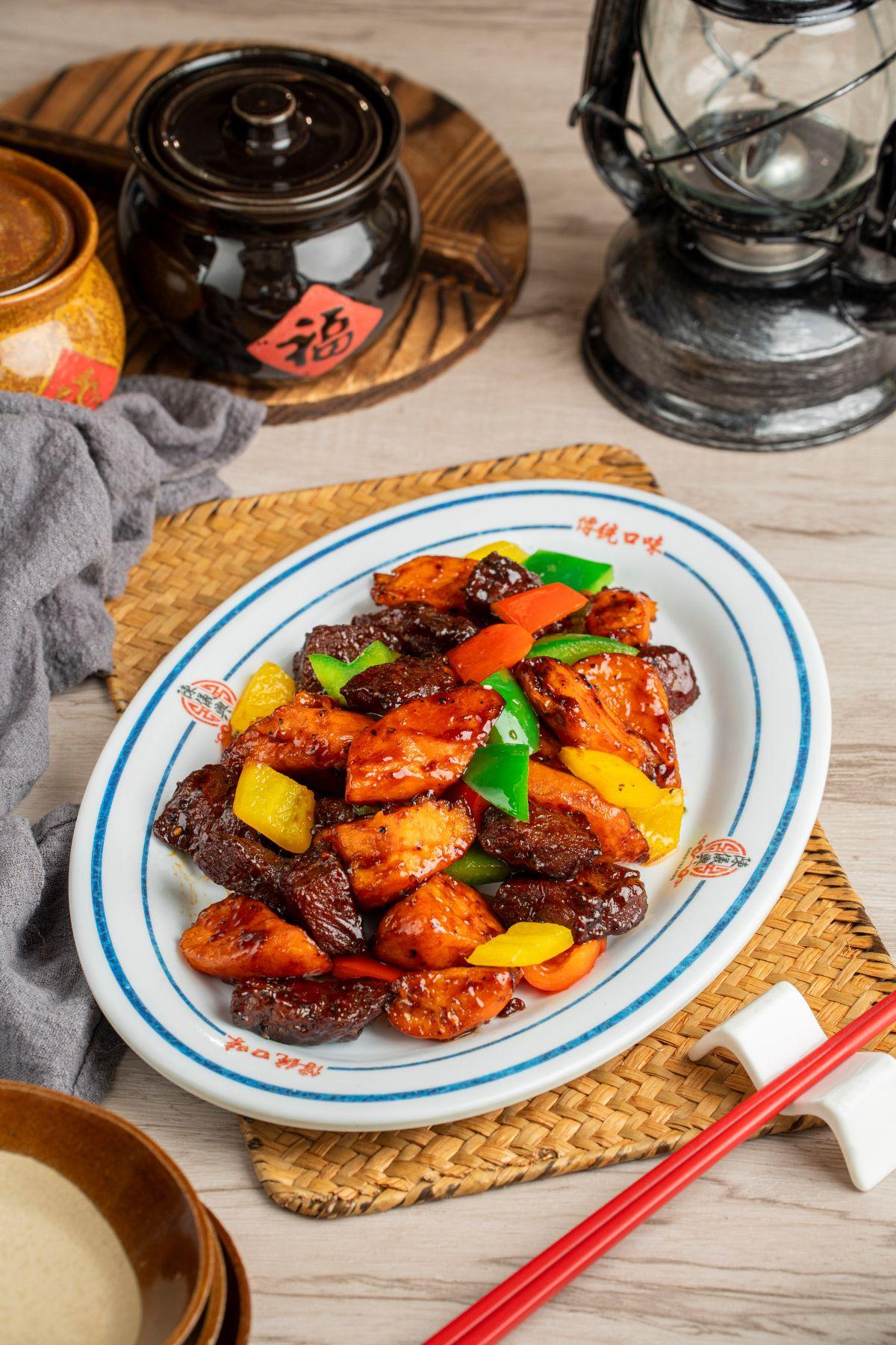 各有千秋(蜜椒番薯⽜柳粒)$148