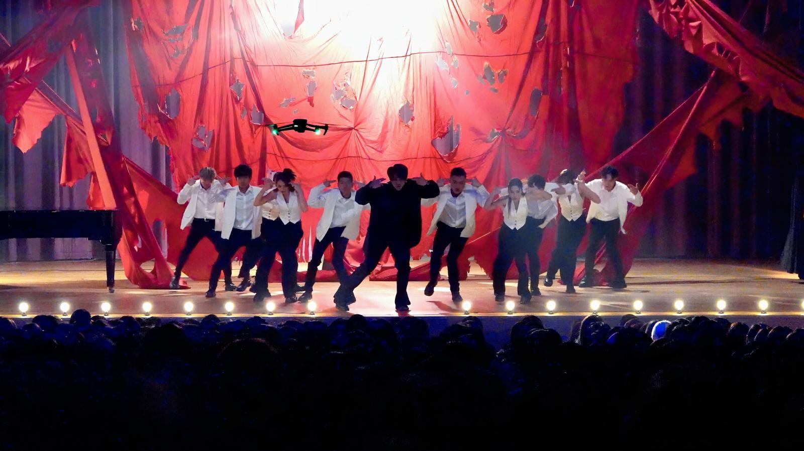 姜濤新歌《白果》呈現一個別具意義的頒獎禮。