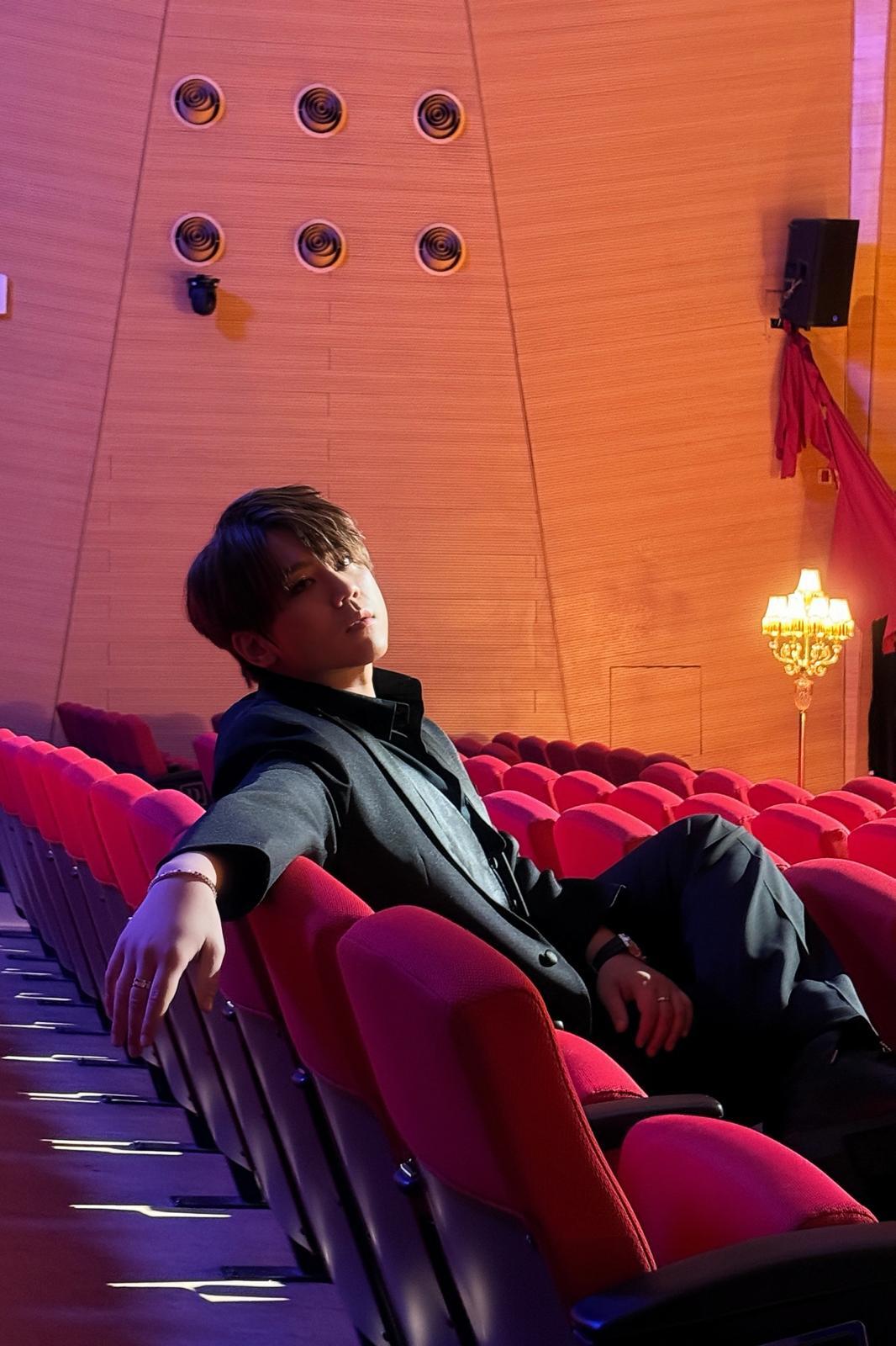 姜濤自言要學習面對「捧蛋」。