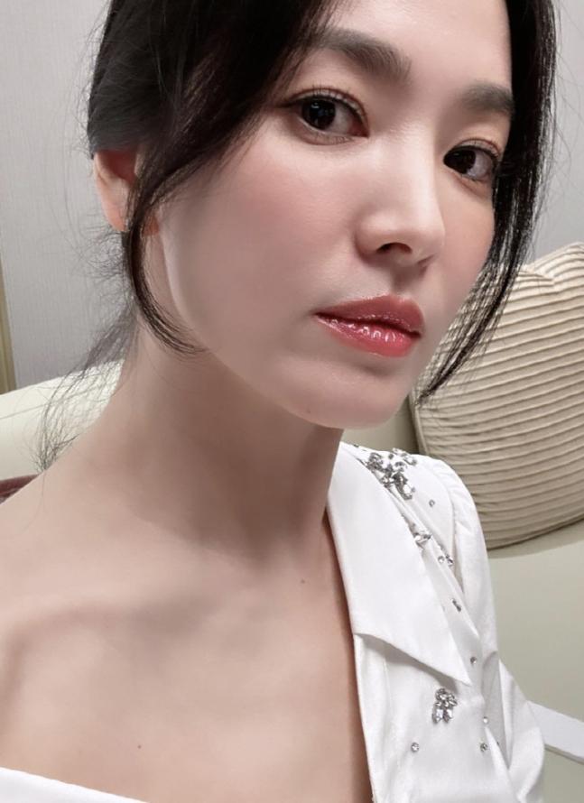 基於第一集《黑祭司們》的影響力,加上宋慧喬參演,令《驅魔黑修女》未上映先轟動。