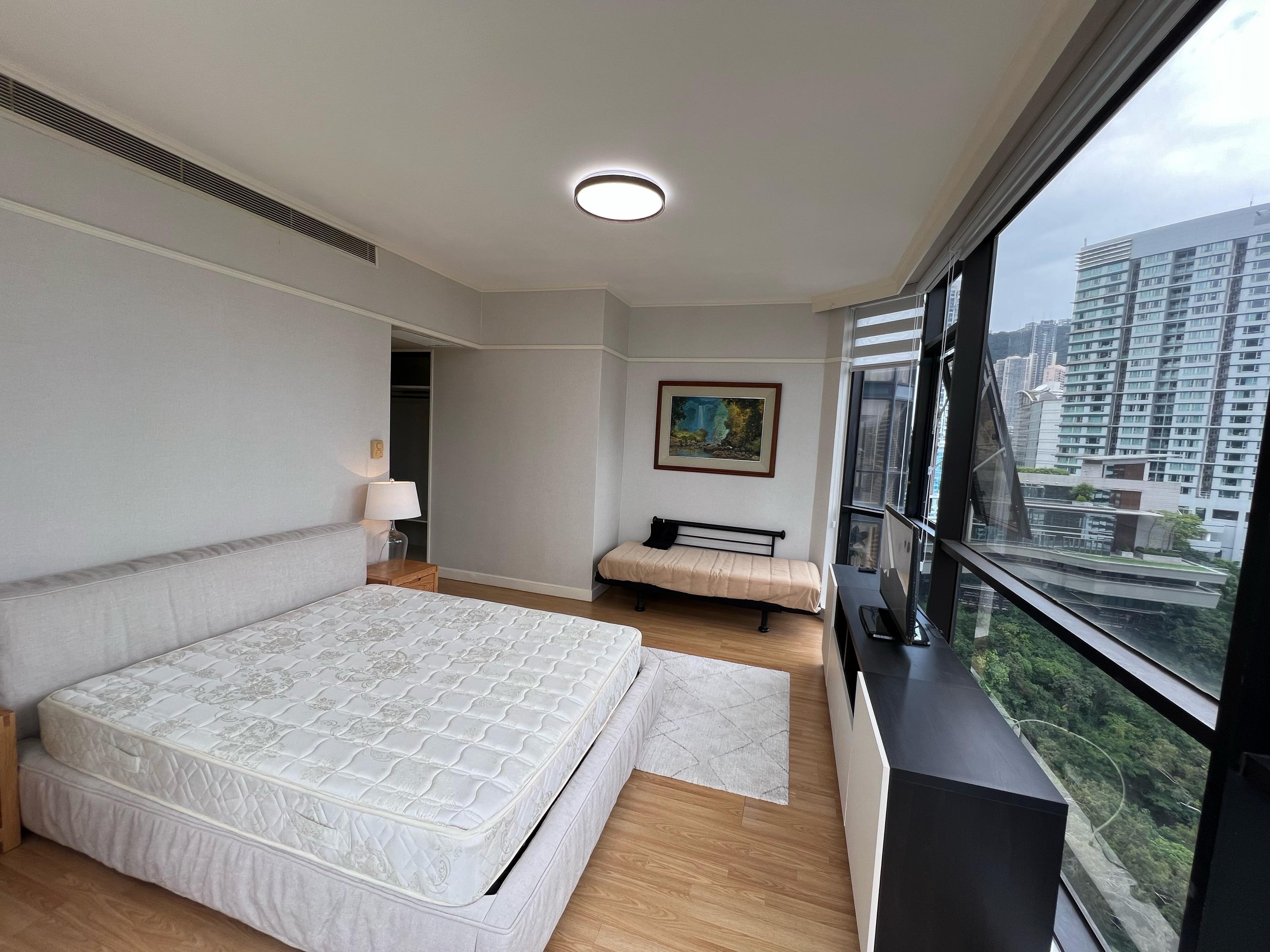 主人套房面積闊落,空間感十足。