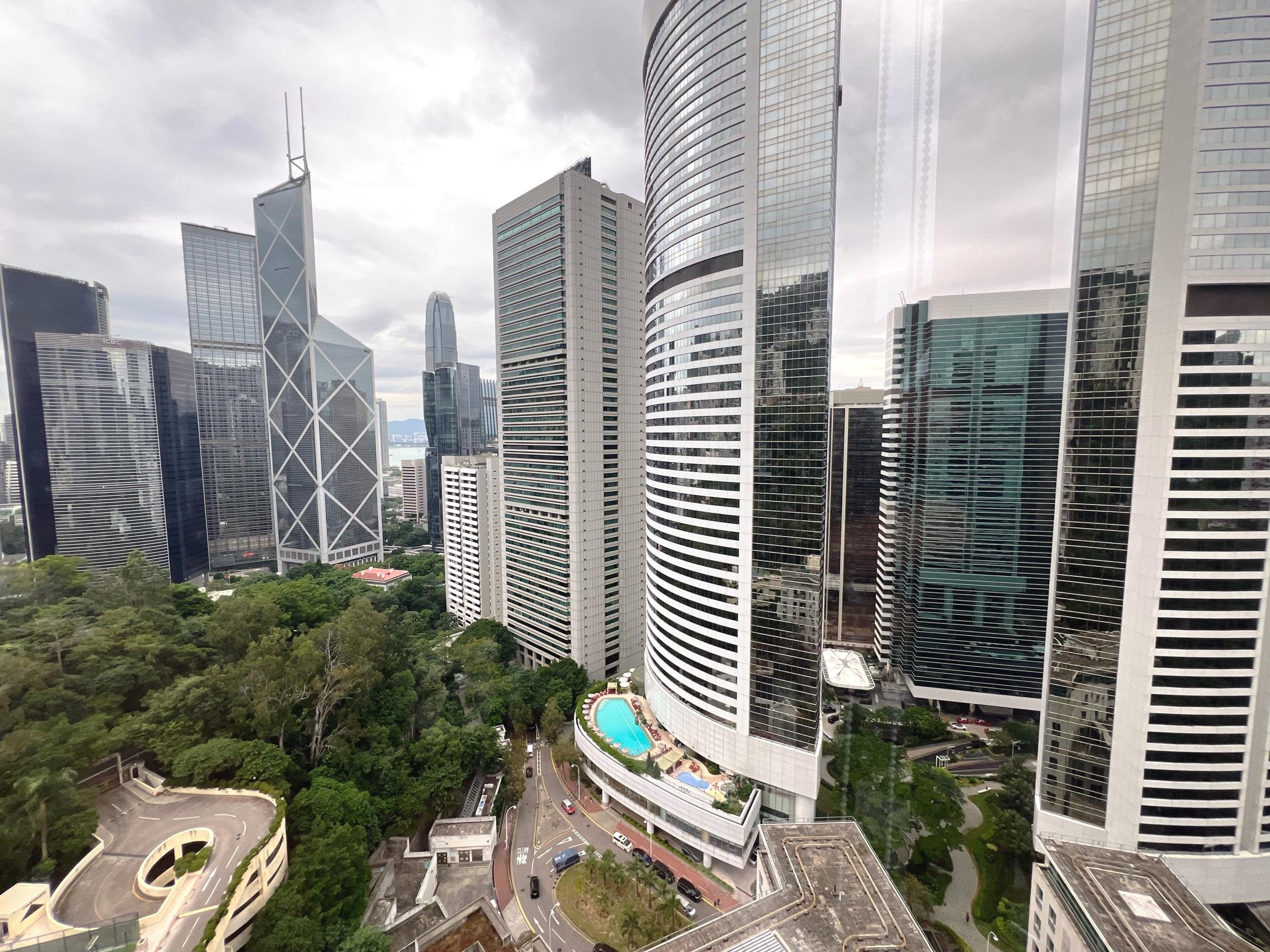 單位景觀望中環都會景致,並可望少許海景。