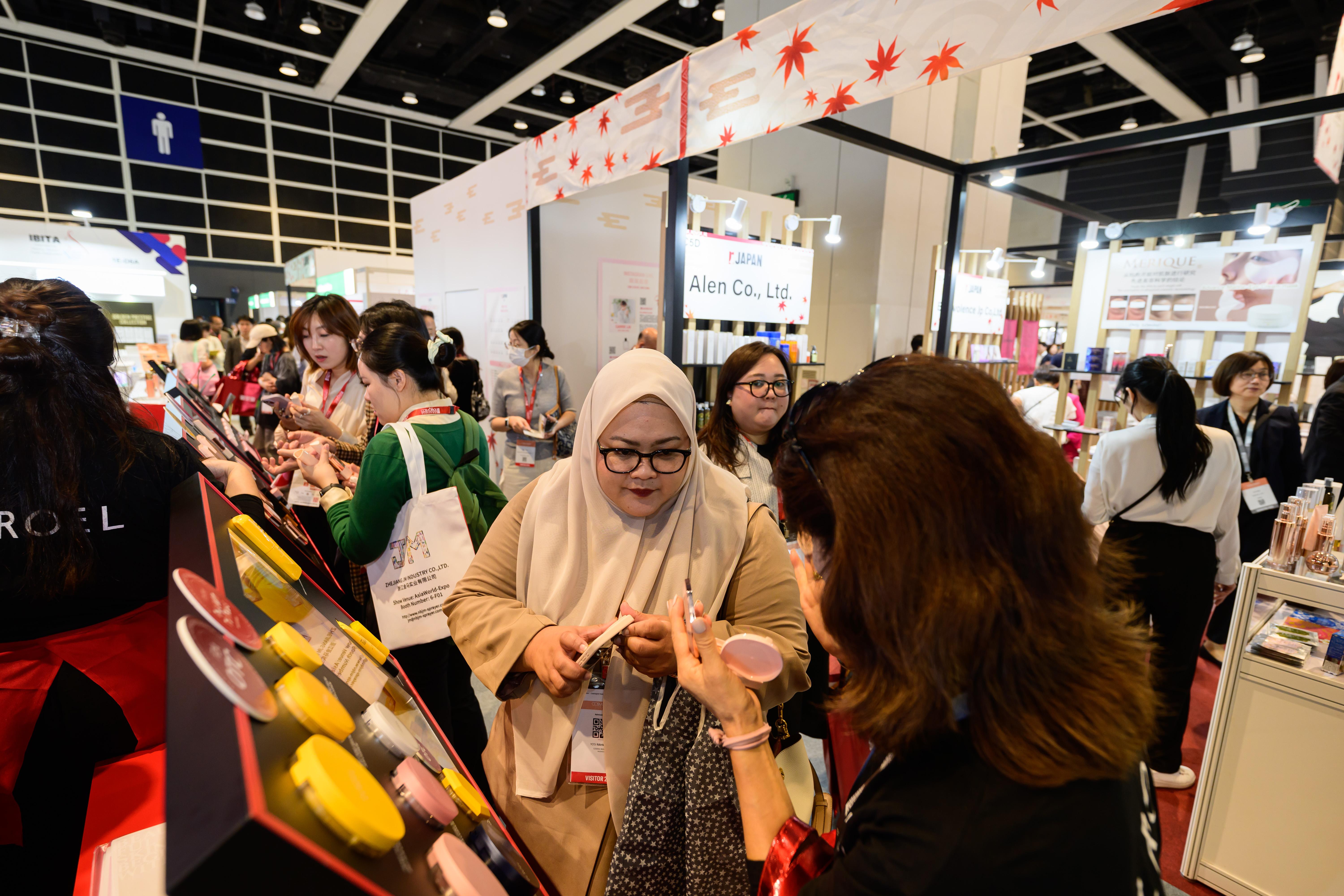 會展管理公司稱每年接待逾700萬來自世界各地訪客人次,包括穆斯林買家及參展商。(會展公司提供)