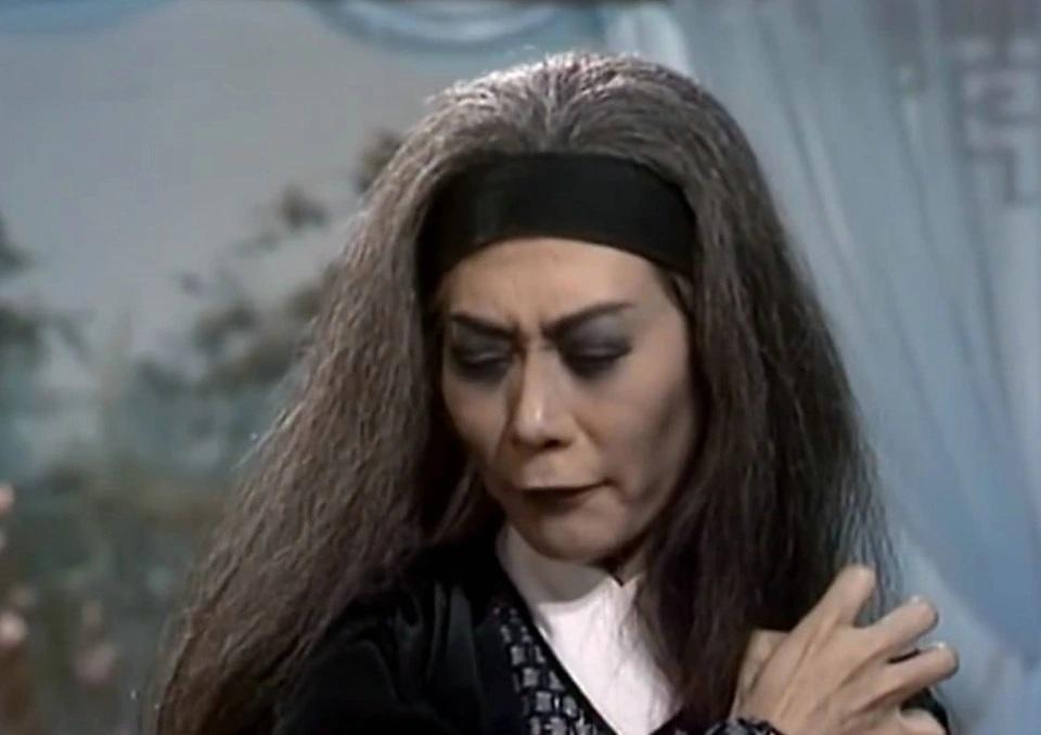 范冰冰的髮型及打扮被指似足《射鵰英雄傳》反派「梅超風」。