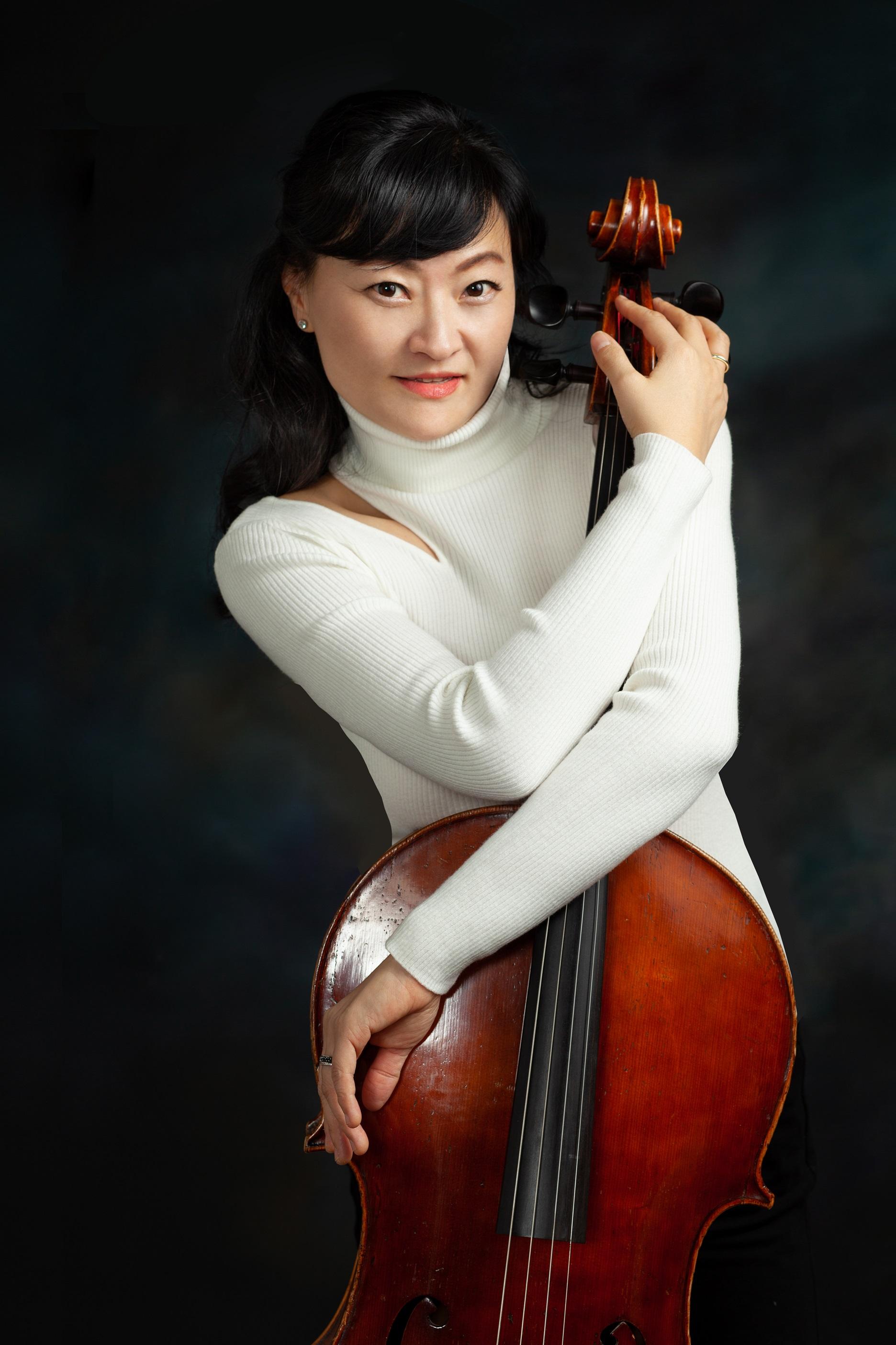 來自韓國的大提琴家朴詩媛。