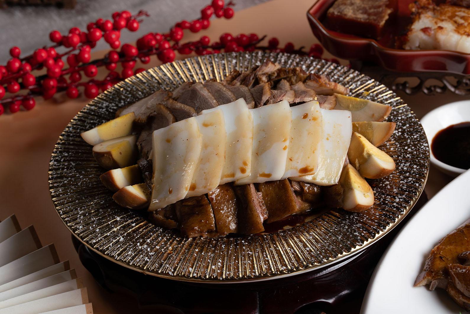 滷水鵝肉墨魚拼盤