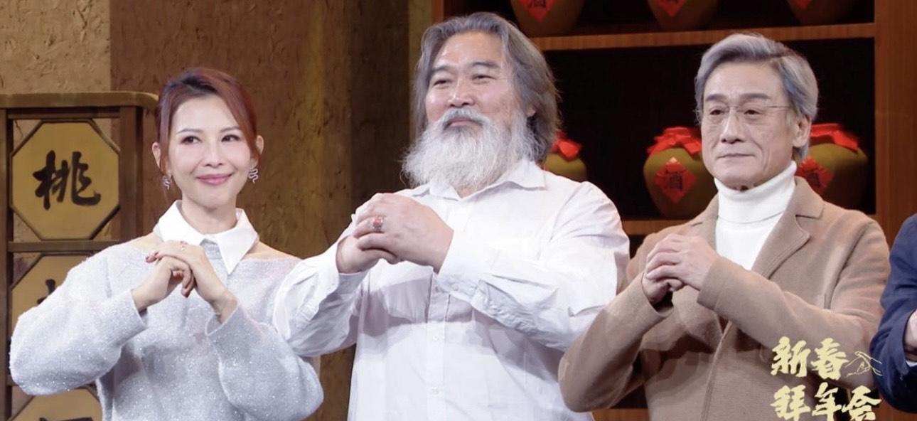 梁家輝及蔡少芬等合演內地賀歲電影《射鵰英雄傳:俠之大者》。