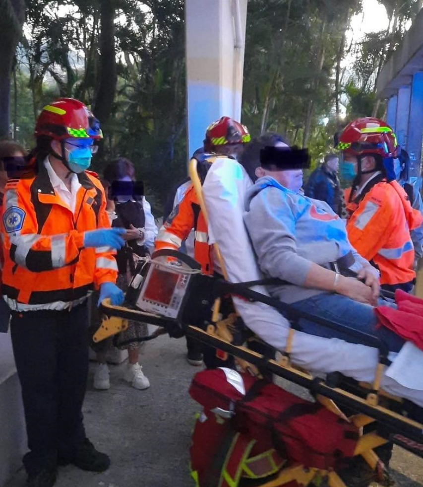 大埔發生致命交通意外,1死1傷。途人受傷送院。(埔風足影FACEBOOK)