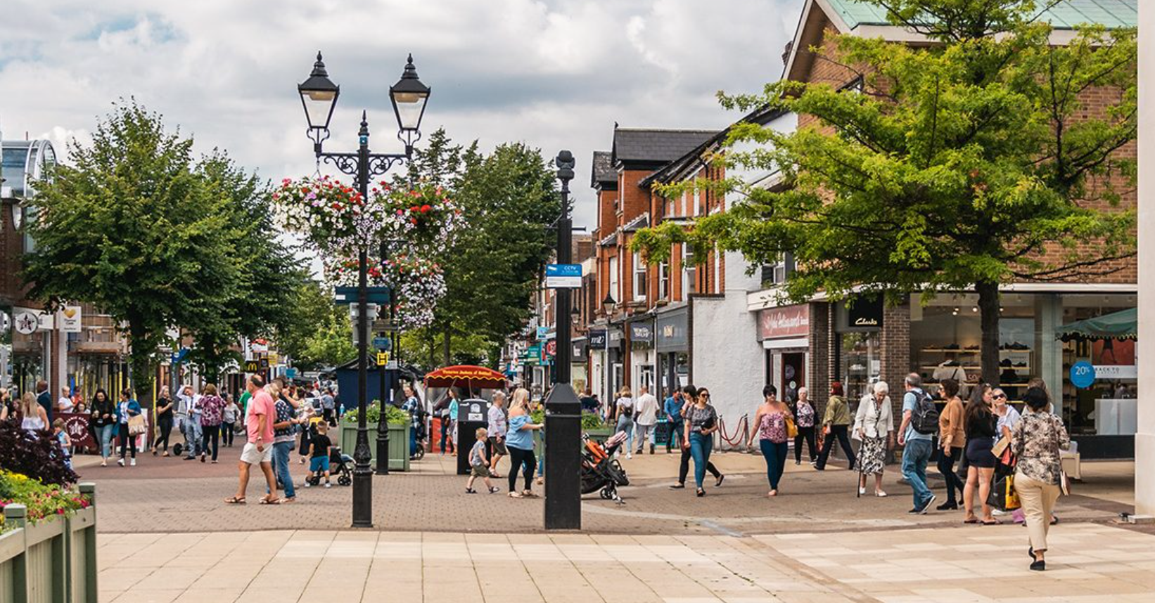 英國傳媒報道,英國中部城市索利赫爾(梳利侯、Solihull)近年成為不少移英港人的「落腳點」,估計4,500人至5,000人在當地定居,形容如「小香港」(網上圖片)