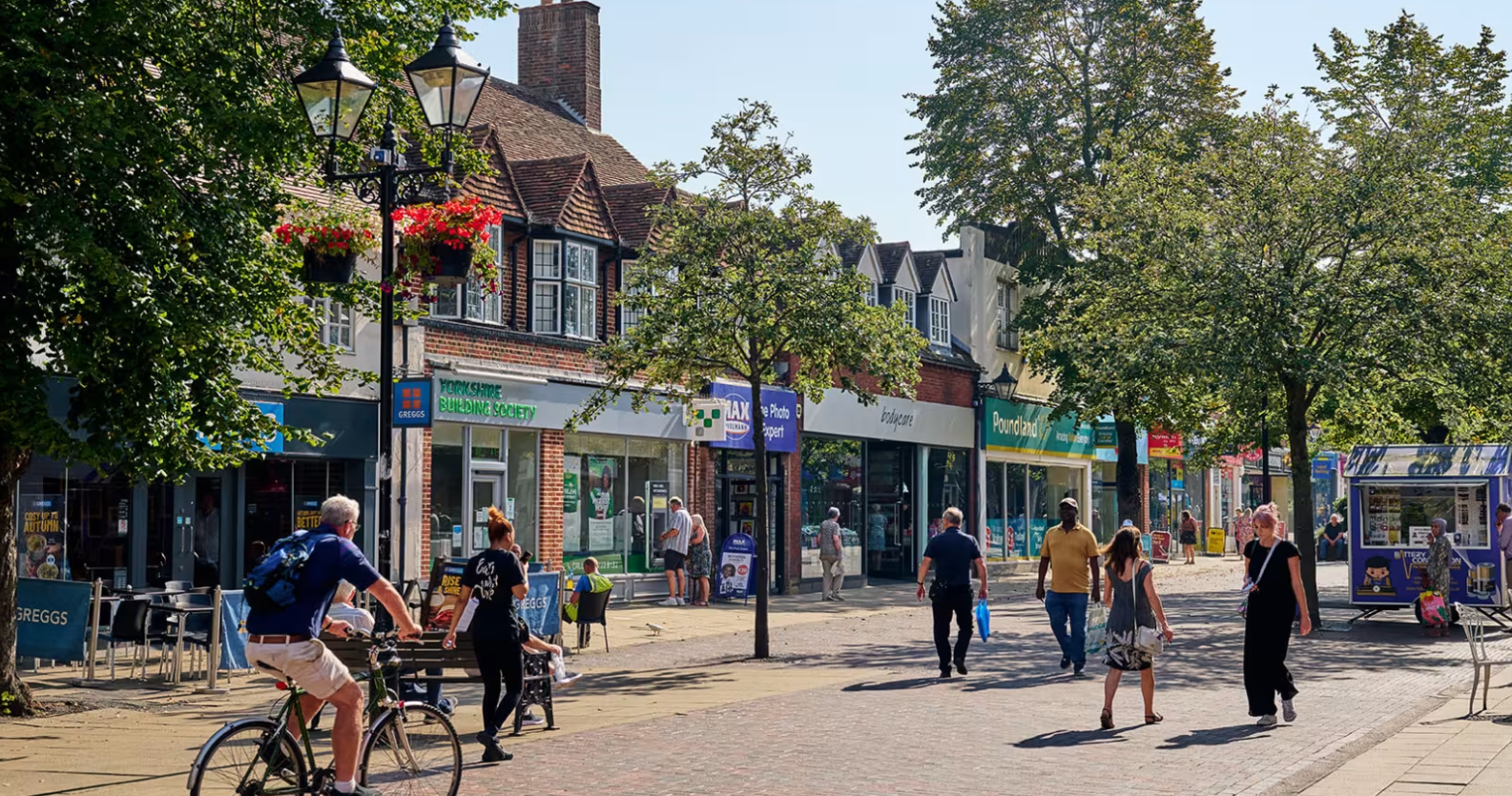 英國傳媒報道,英國中部城市索利赫爾(梳利侯、Solihull)近年成為不少移英港人的「落腳點」,估計4,500人至5,000人在當地定居,形容如「小香港」(網上圖片)
