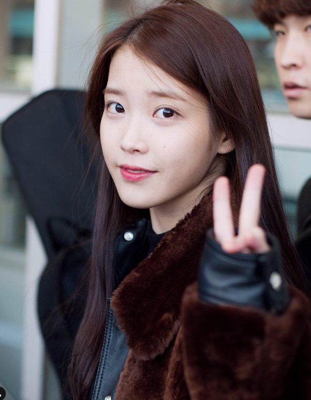 IU