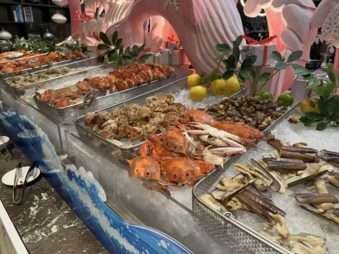 多款凍海鮮。(微信公眾號「深圳微時光」)