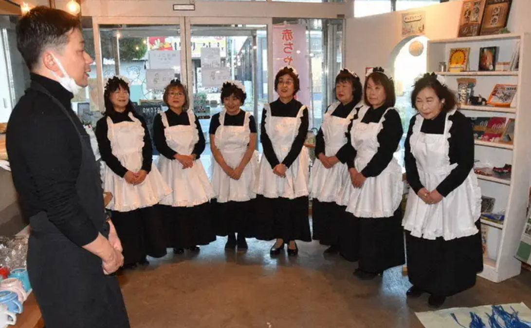 日本群馬縣桐生市有一間獨特的女僕Cafe咖啡館「冥土喫茶」,女僕年齡最小為65歲。(網上圖片)