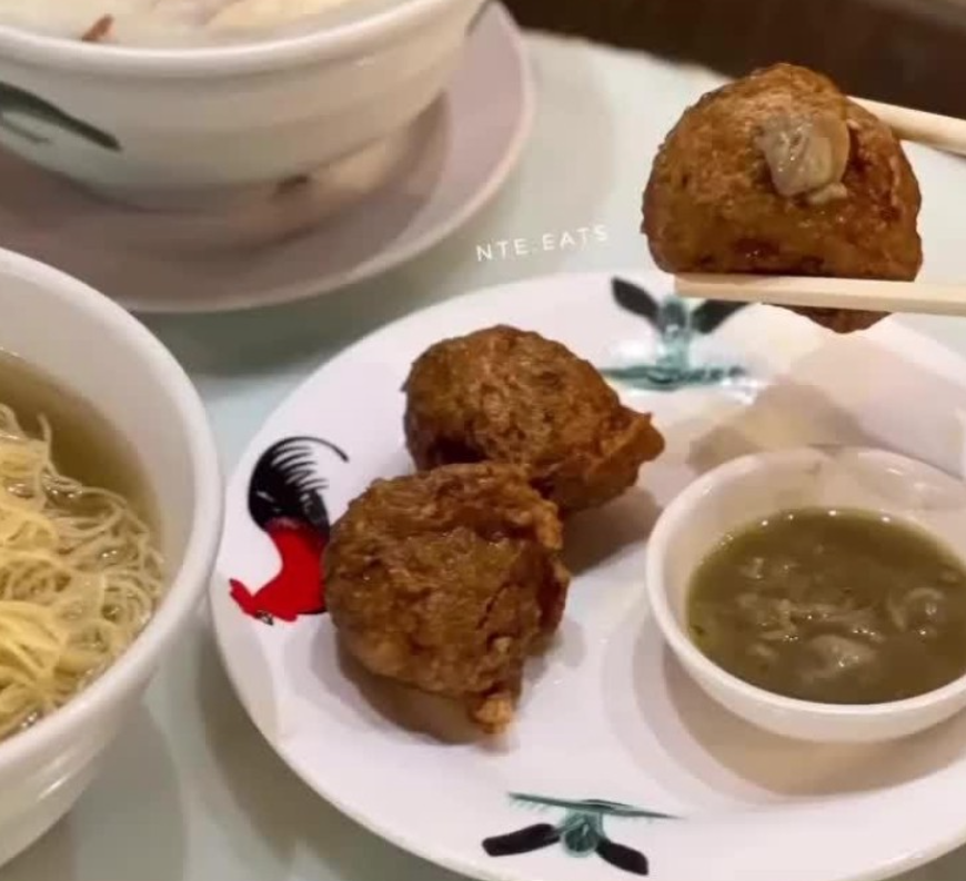 大批網民留言回應,稱最捨不得羅富記的蜆蚧鯪魚球、粥品和「細蓉」雲吞麵。(西環變幻時FB)