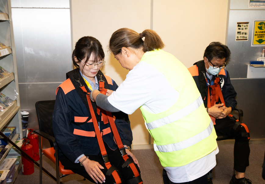 長者導師希望通過與車長們的互動,讓他們從身心的不同角度了解長者的出行需求從而激發同理心,對於方便銀髮族出行來說可能是攸關重要的一步。(城巴提供)