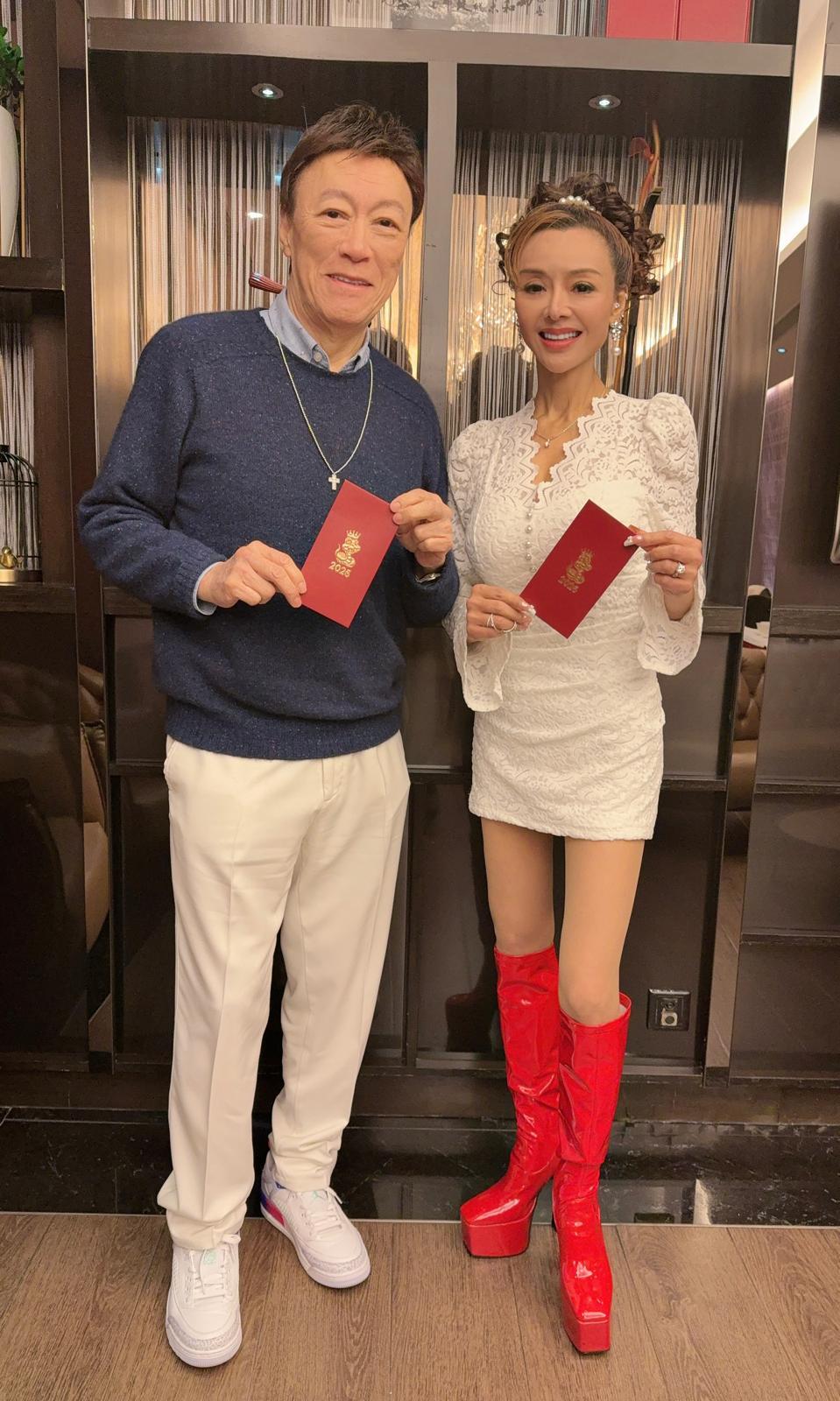 葉子楣為陳欣健預祝1月25號的80大壽。