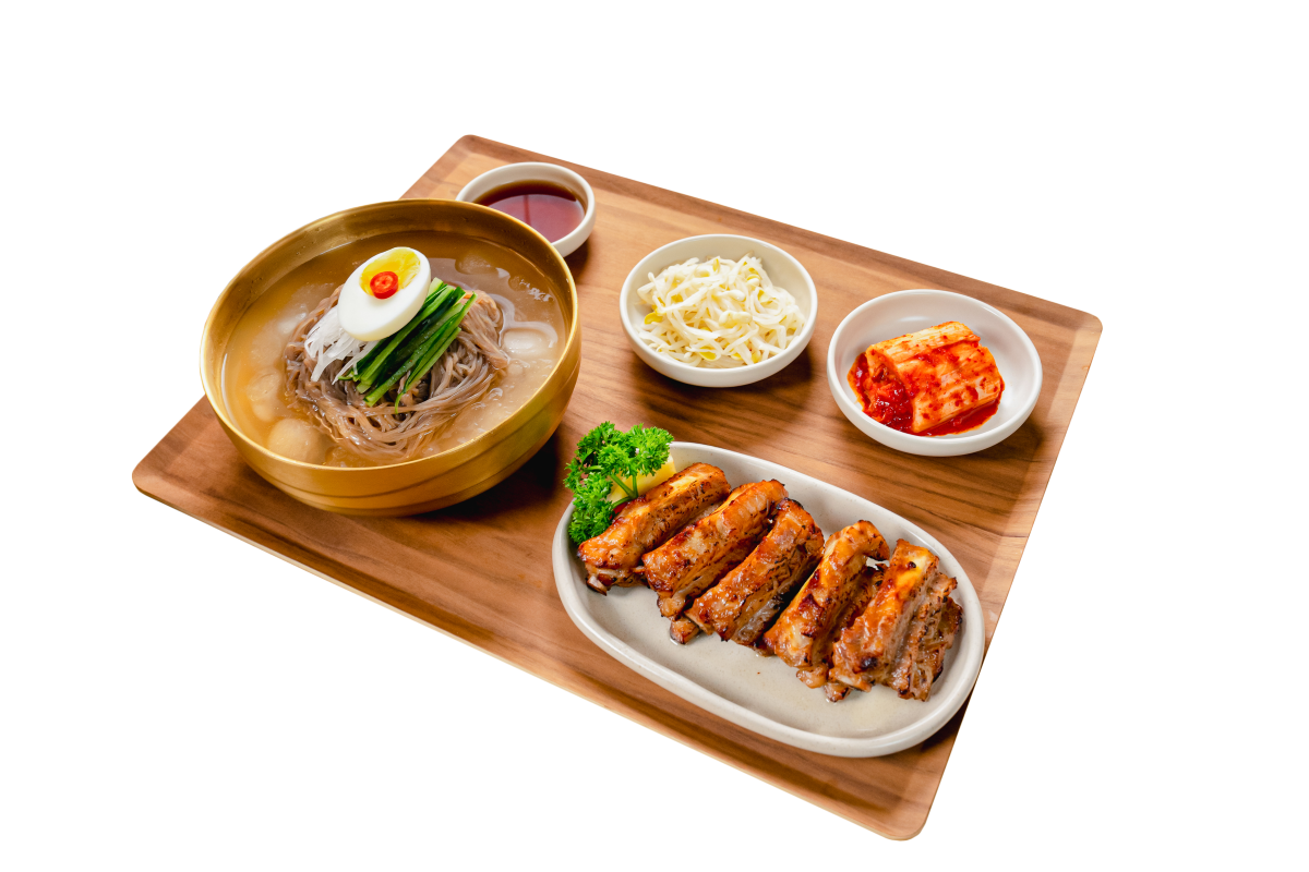 韓式炭烤豬小排 ($68,加$20升級水冷麵套餐)