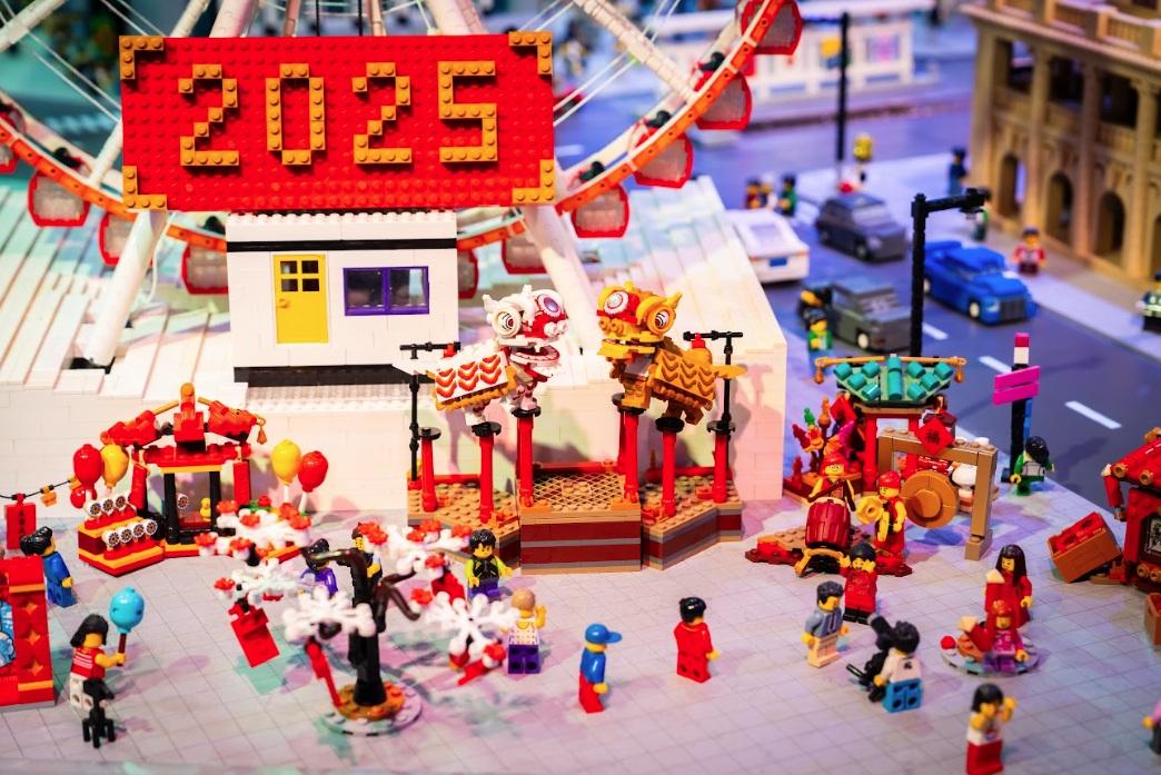2025農曆新年場景,已經出現在香港樂高探索中心。