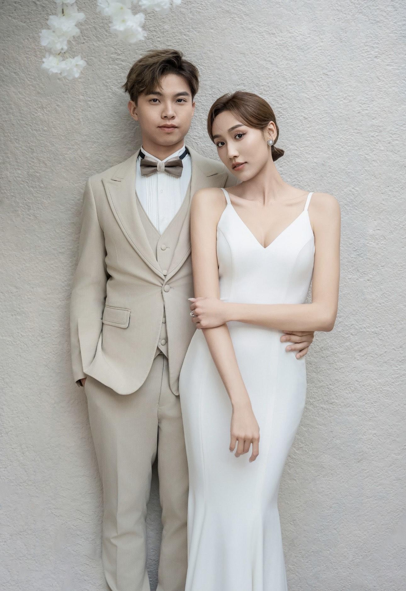 貓仔談與未婚夫相識經過 。