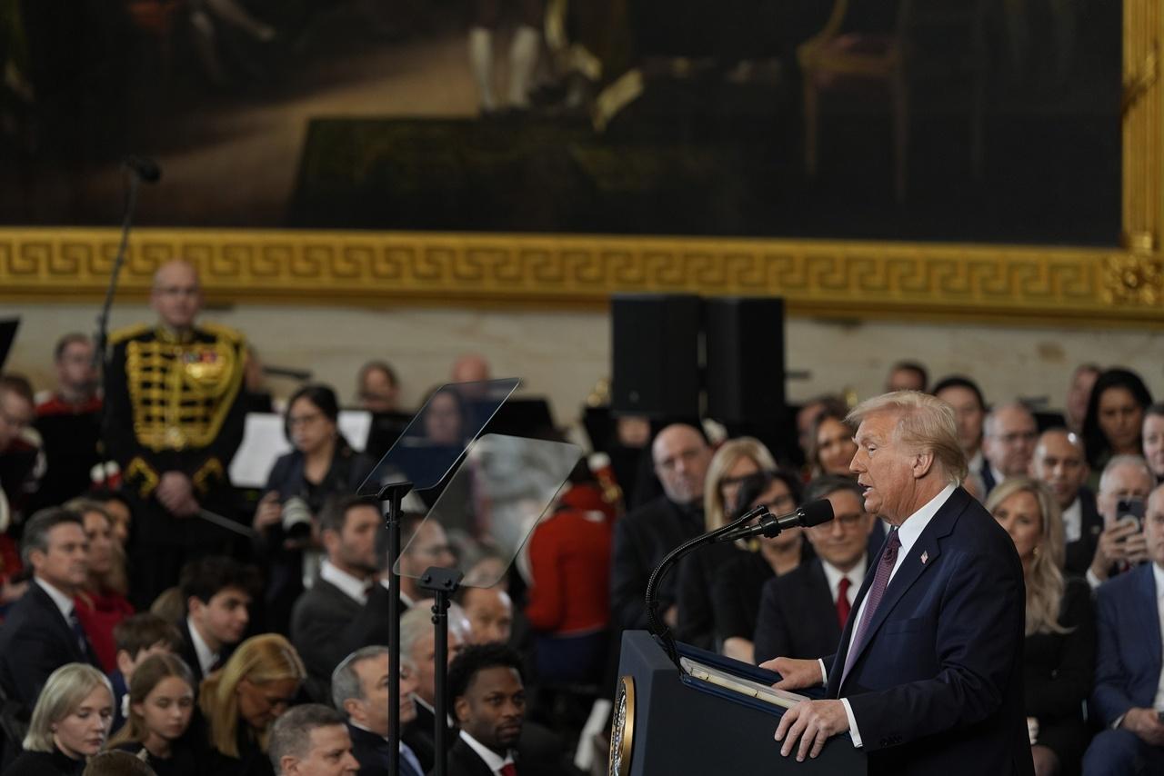 特朗普:將向外國徵收關稅,令美國人富裕起來。(AP)