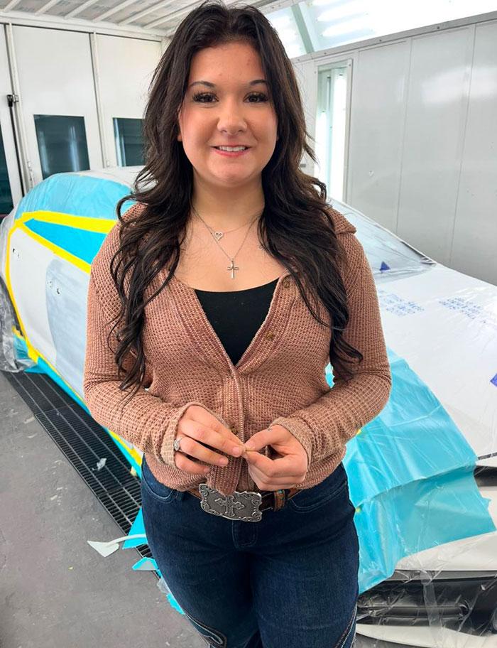 Frank Gervasi的女兒Emmarae。(X)