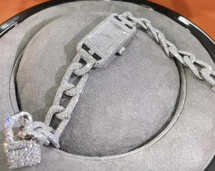 警方亦刊登失物相片。(X)